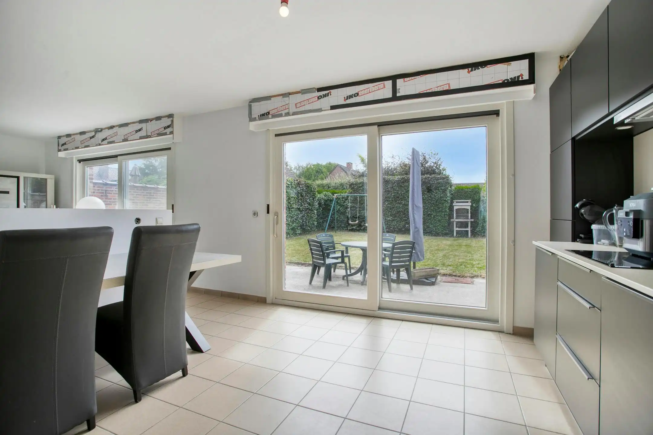 Charmante gezinswoning met 3 slaapkamers en garage in Heule! foto 3