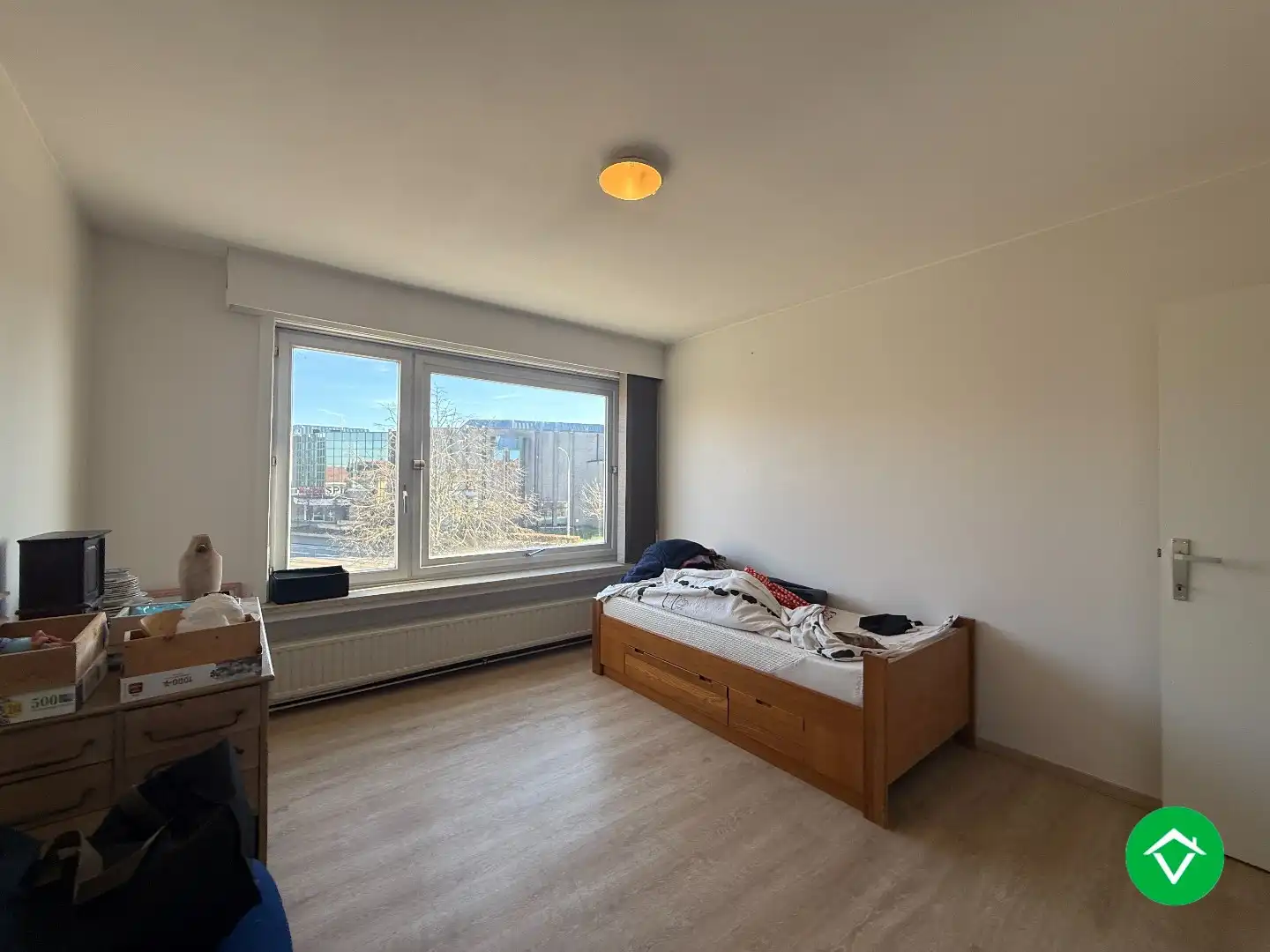 Instapklaar appartement met twee slaapkamers en garage te Roeselare foto 16