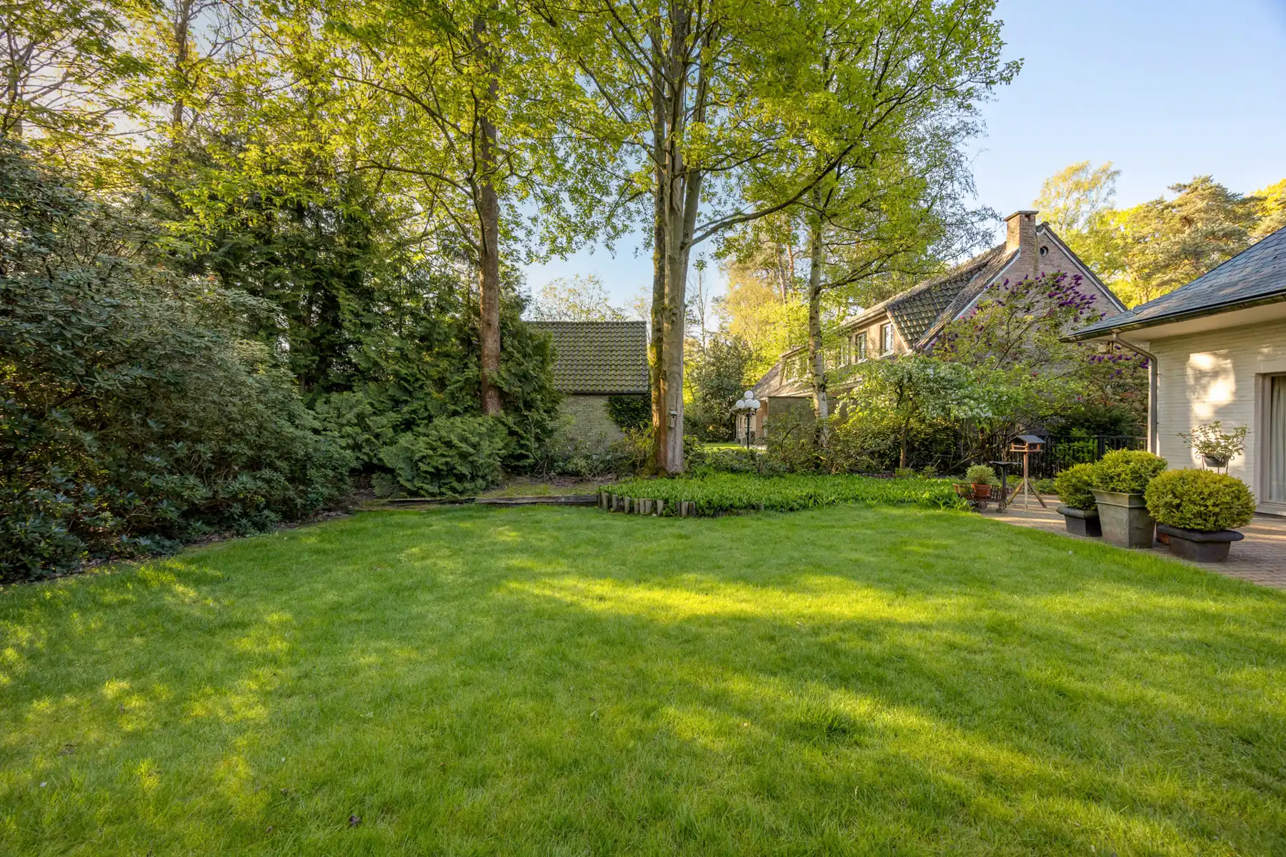 Rustig gelegen te renoveren villa op de grens met Schilde foto 26