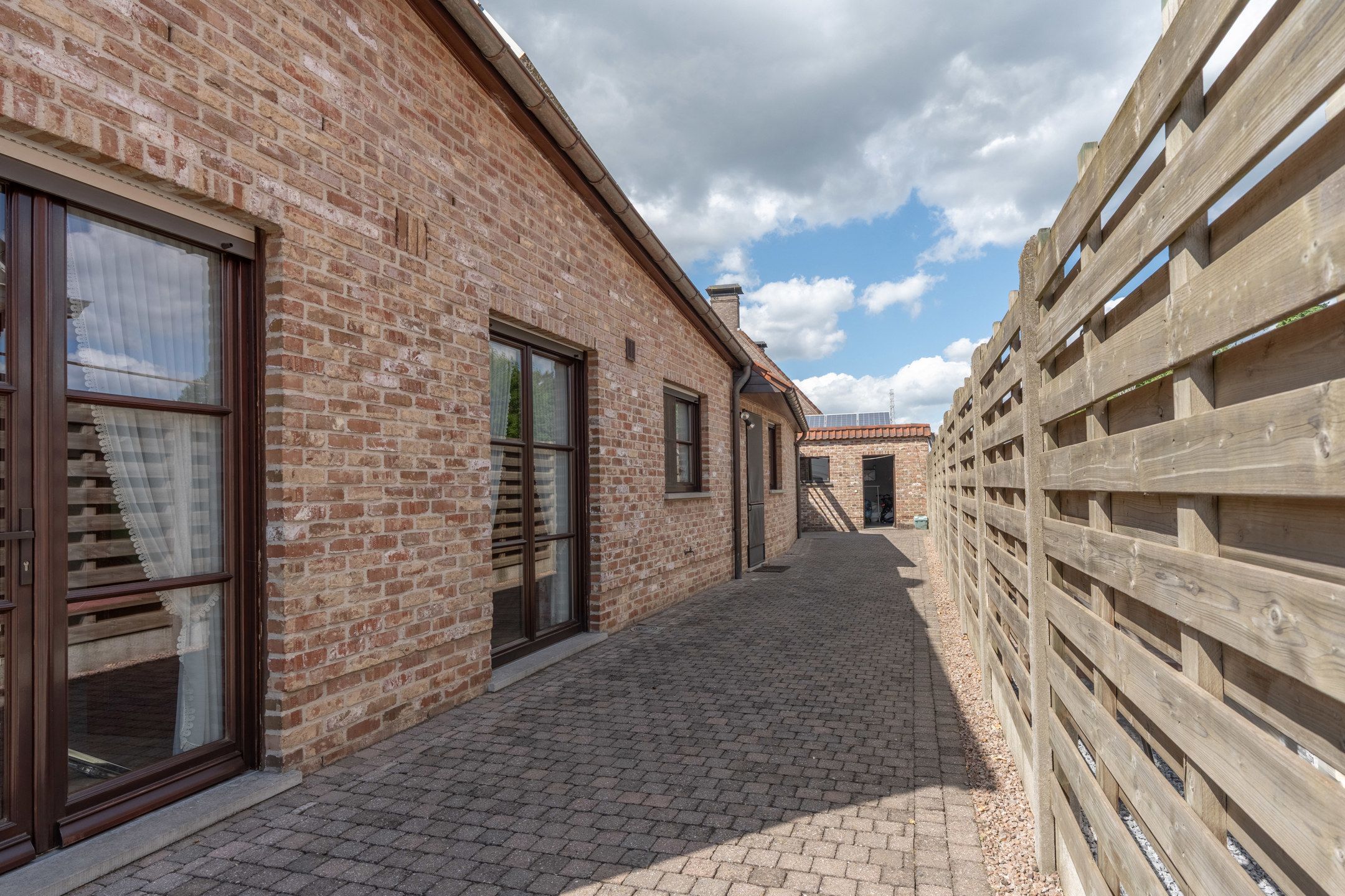 Ruime gezinswoning met 3 slaapkamers nabij centrum Beerse foto 22