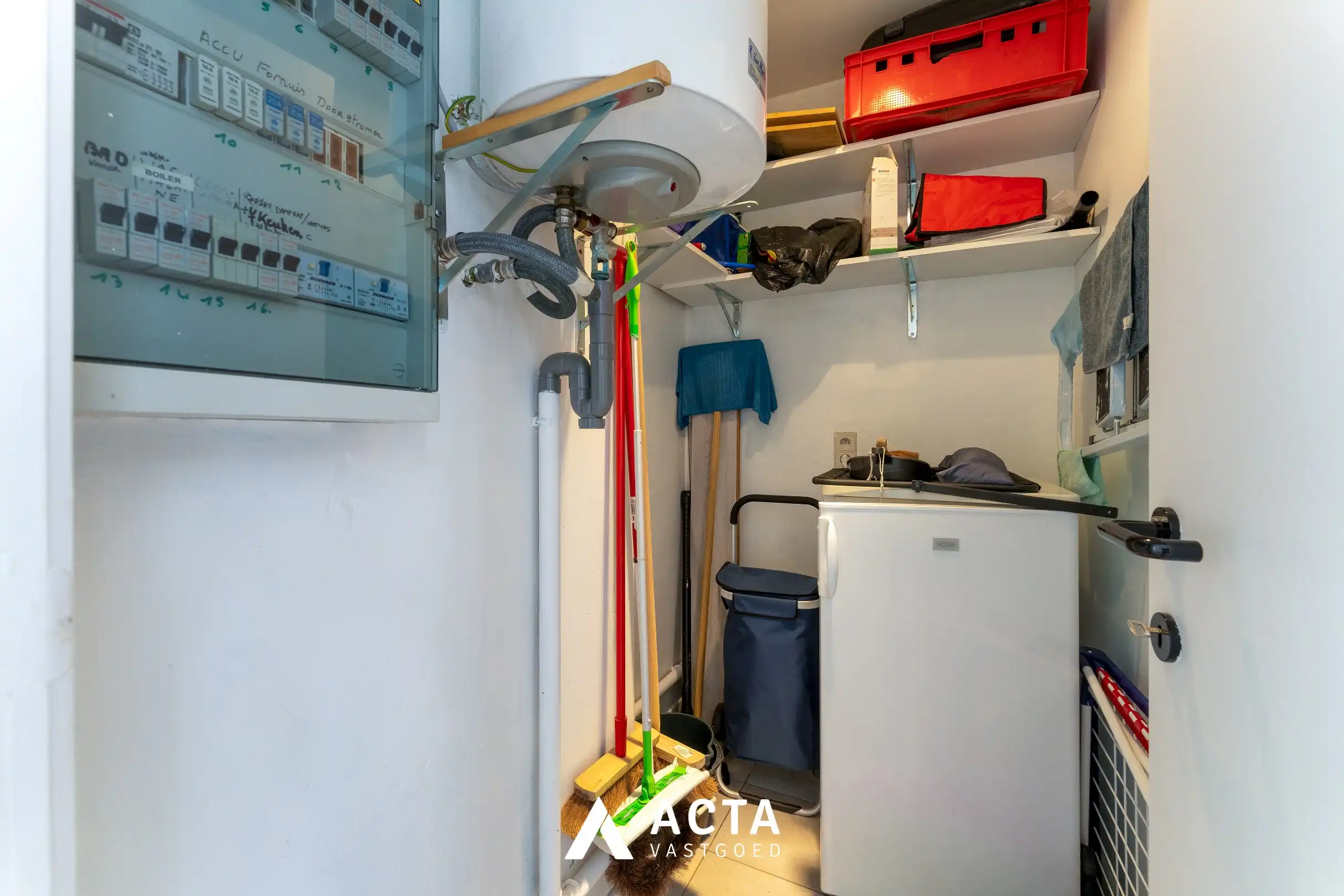 Gelijkvloers 3-slpk-appartement+tuin in Mariakerke foto 15