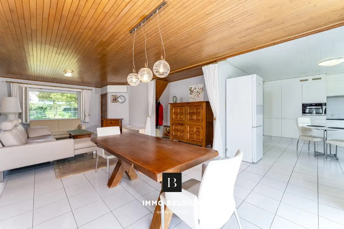 Verzorgde vrijstaande villa met ruime tuin en EPC-label B. foto 6