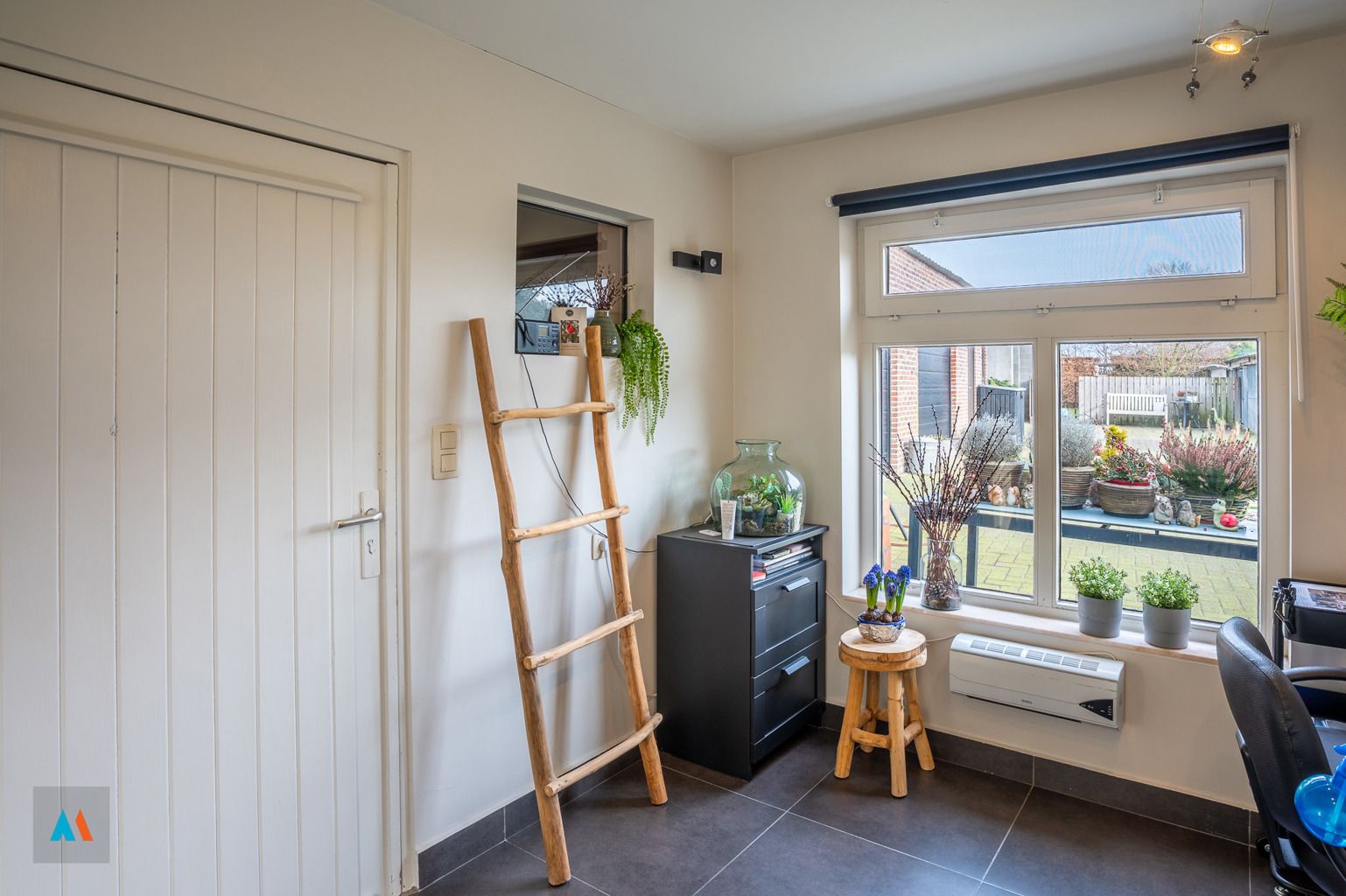 Ruime gezinswoning met grote tuin in Meer foto 20