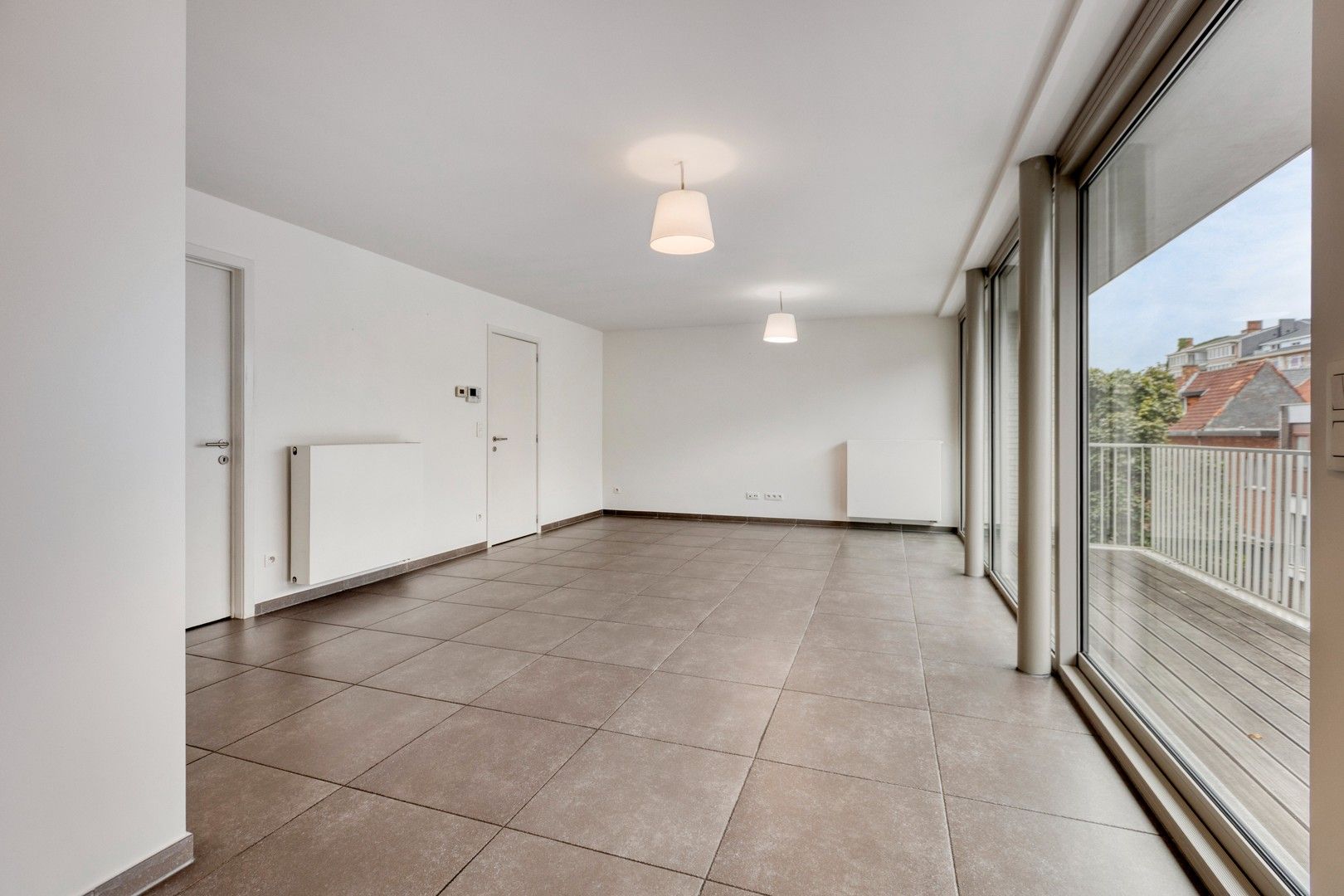 Te koop: lichtrijk appartement in hartje Genk foto 8