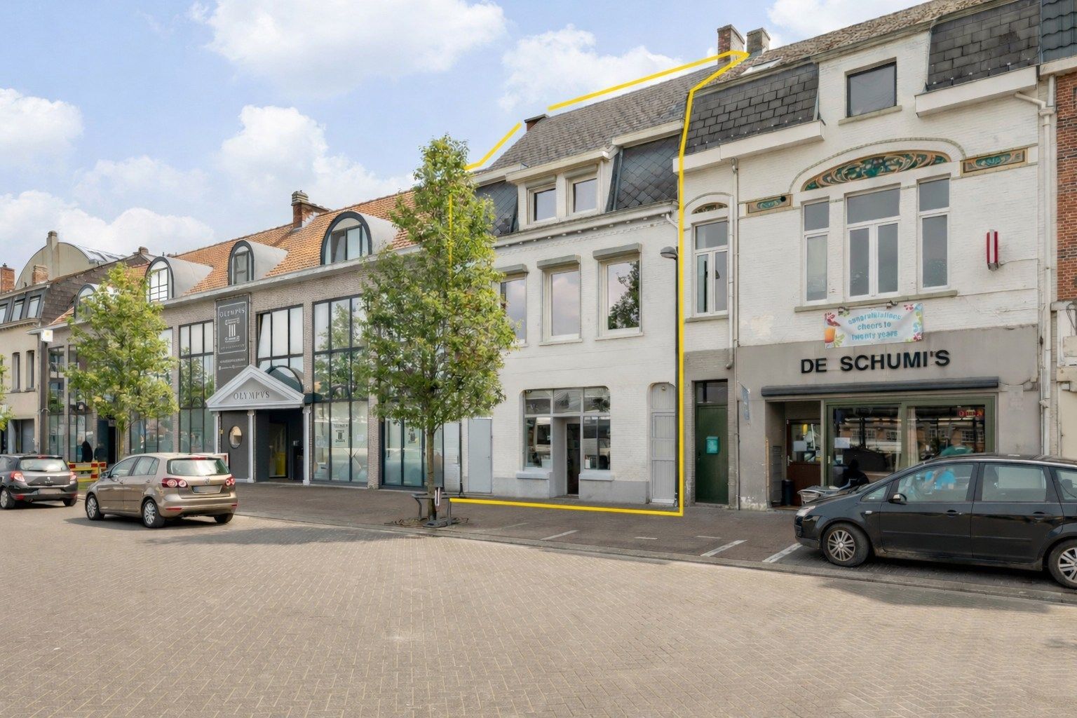 Bel-etagewoning met handelspand – Topligging aan Station Mol foto 2
