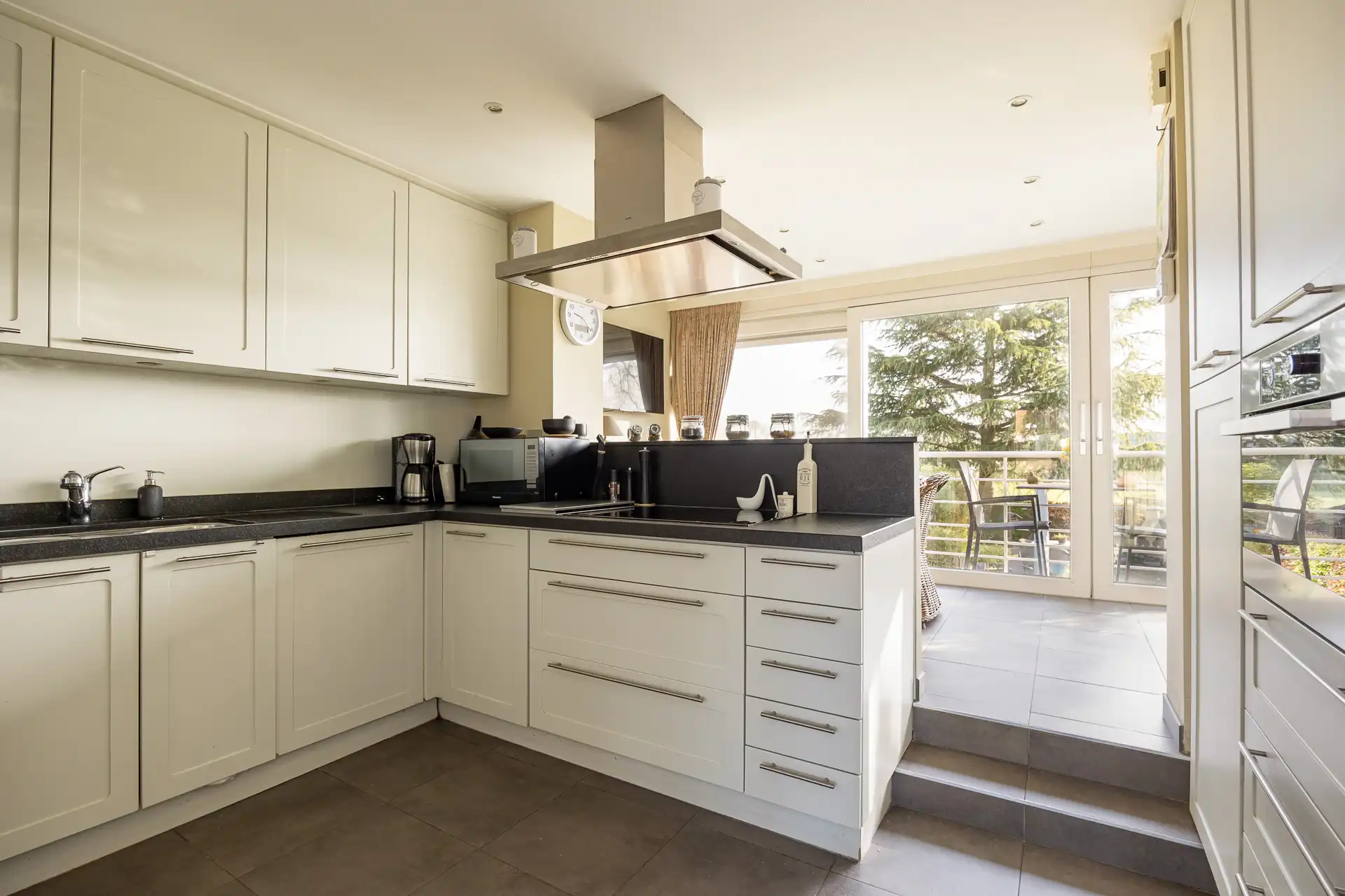 Instapklare energiezuinge ruime bel-etage op toplocatie foto 8