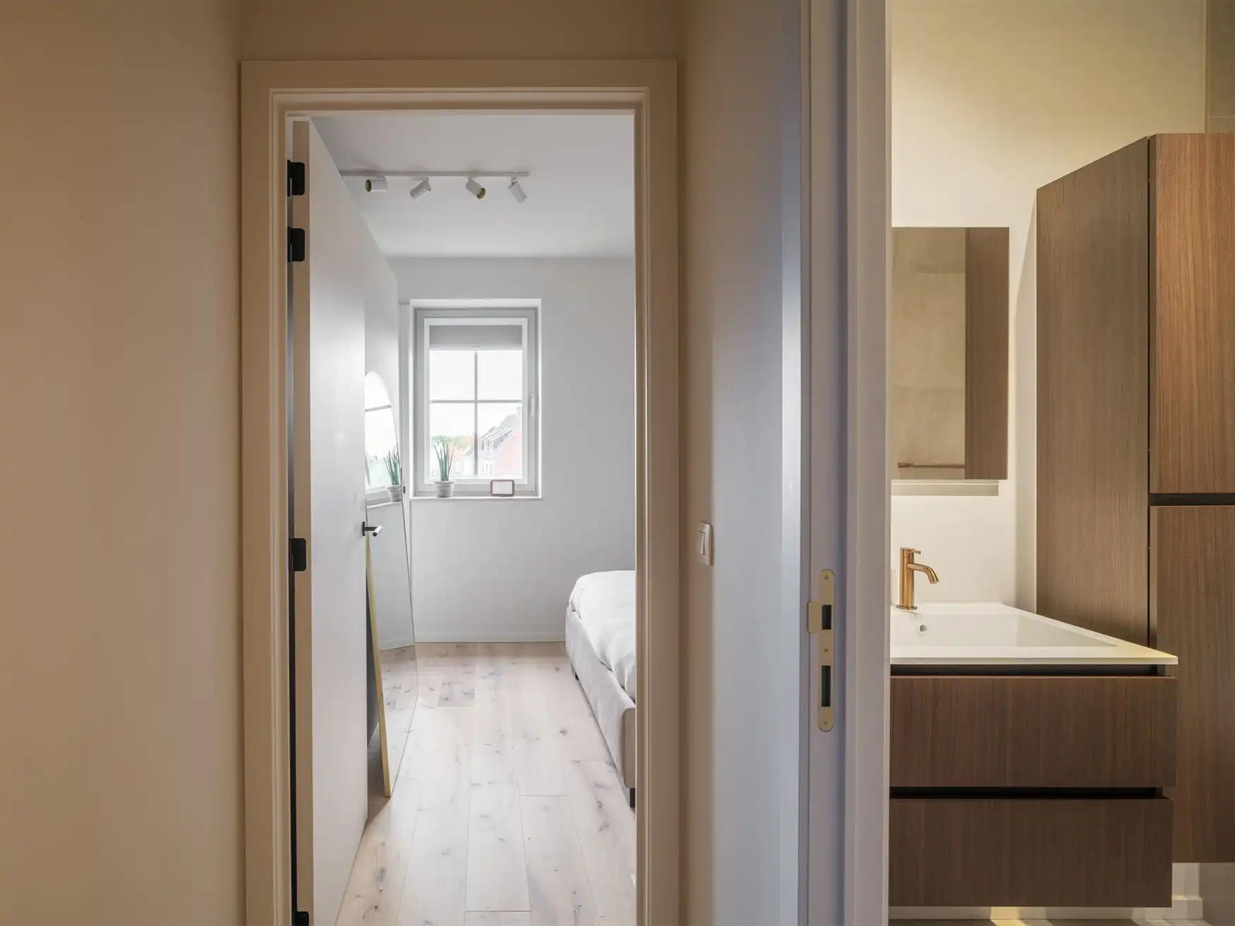 Energiezuinig, instapklaar appartement met terras. foto 8