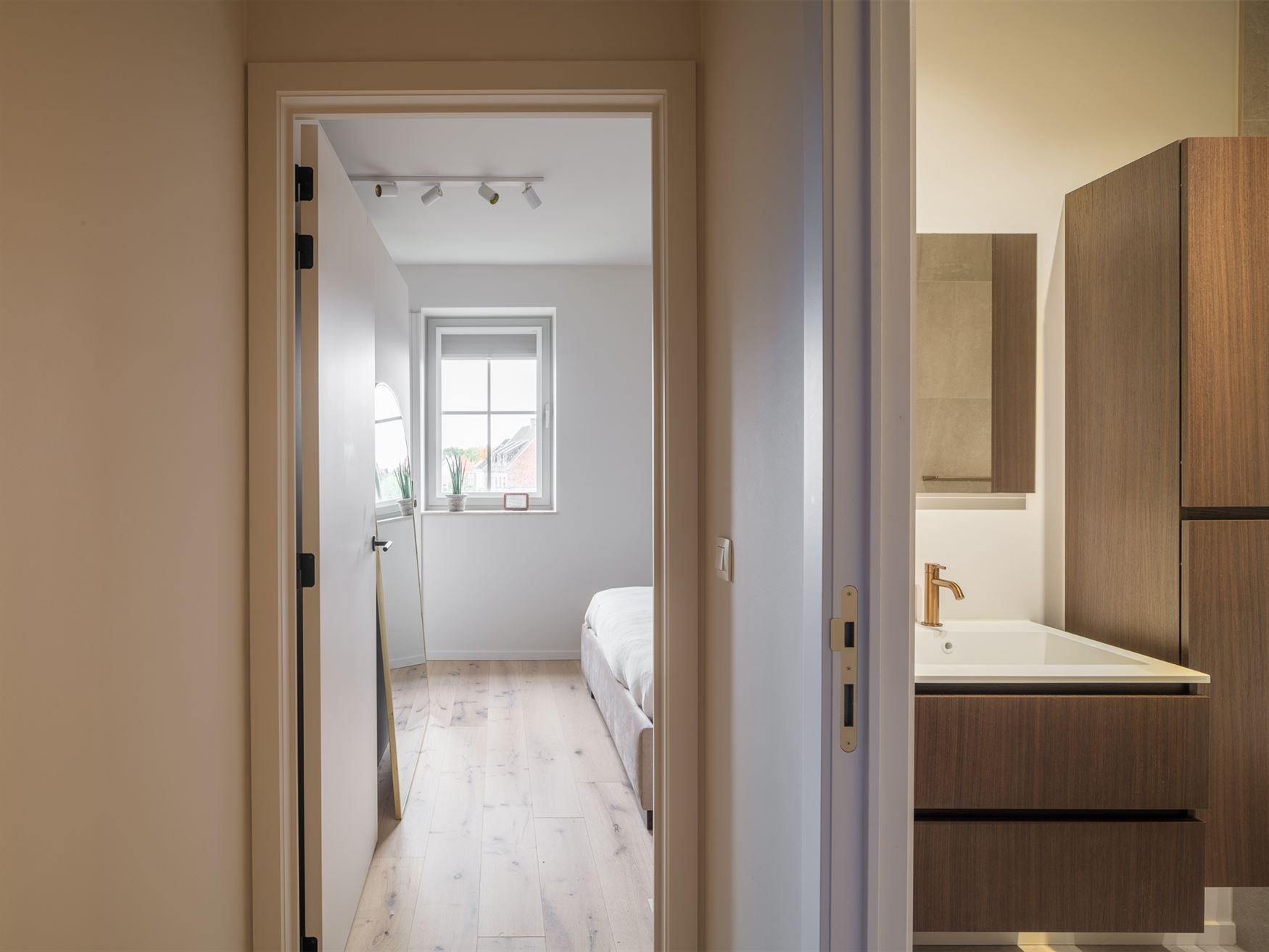 Energiezuinig, instapklaar appartement met terras. foto 8