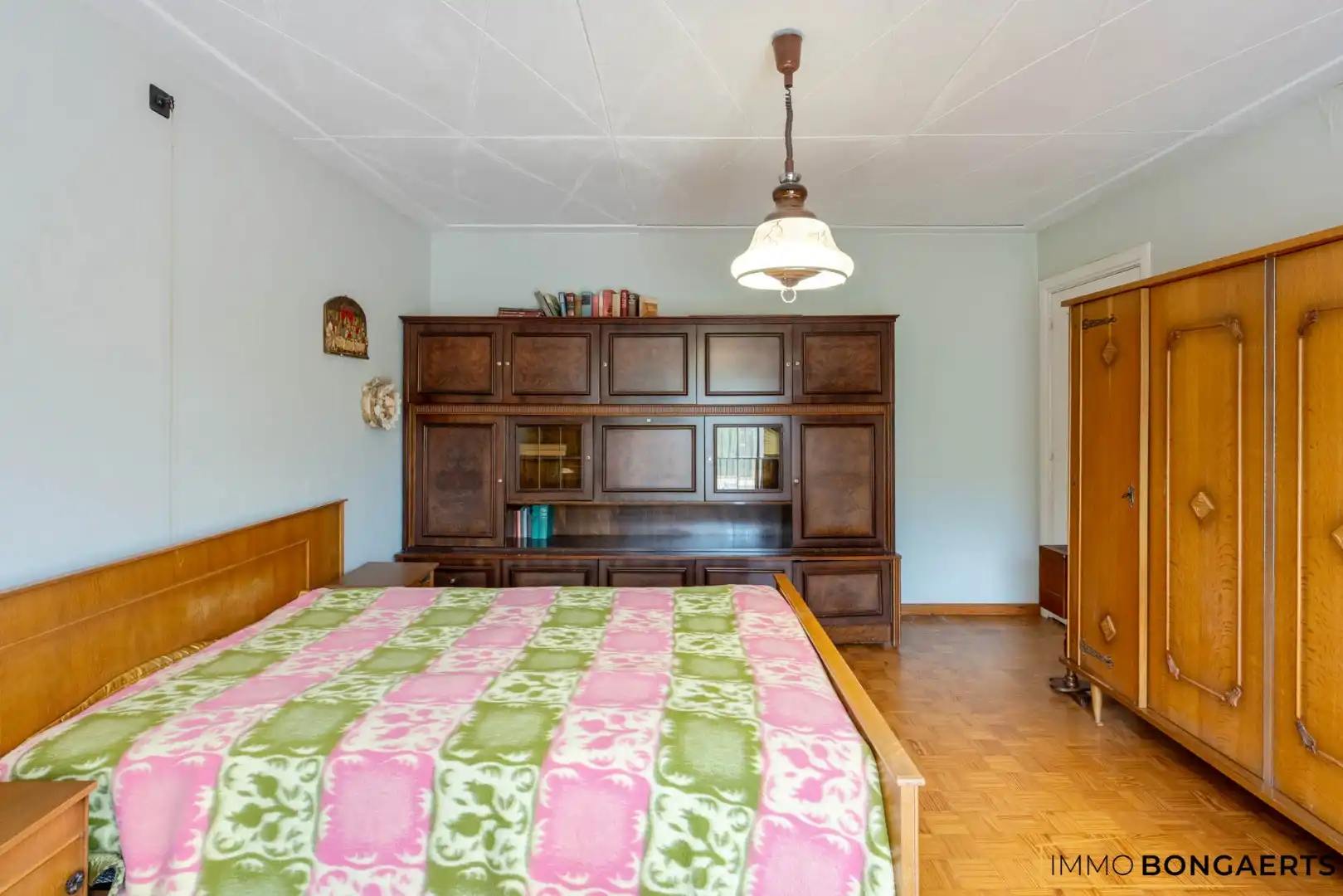 Ruime woning met 3 slaapkamers foto 16