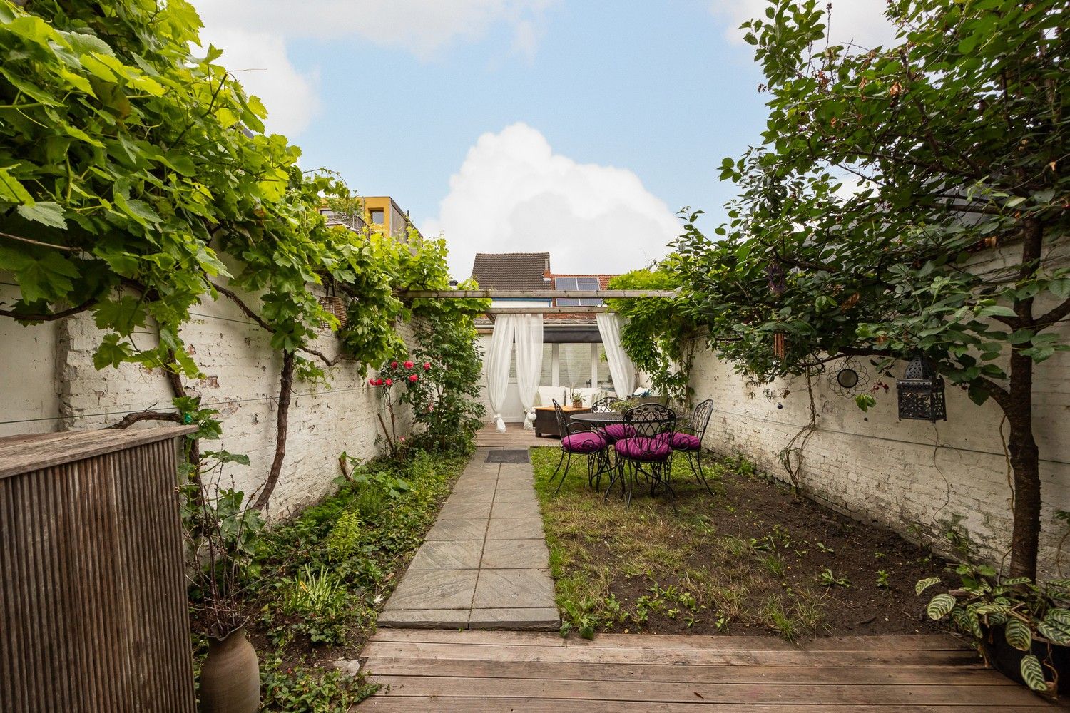 Charmante stadswoning met tuin en optionele garage in hartje Borgerhout foto 8