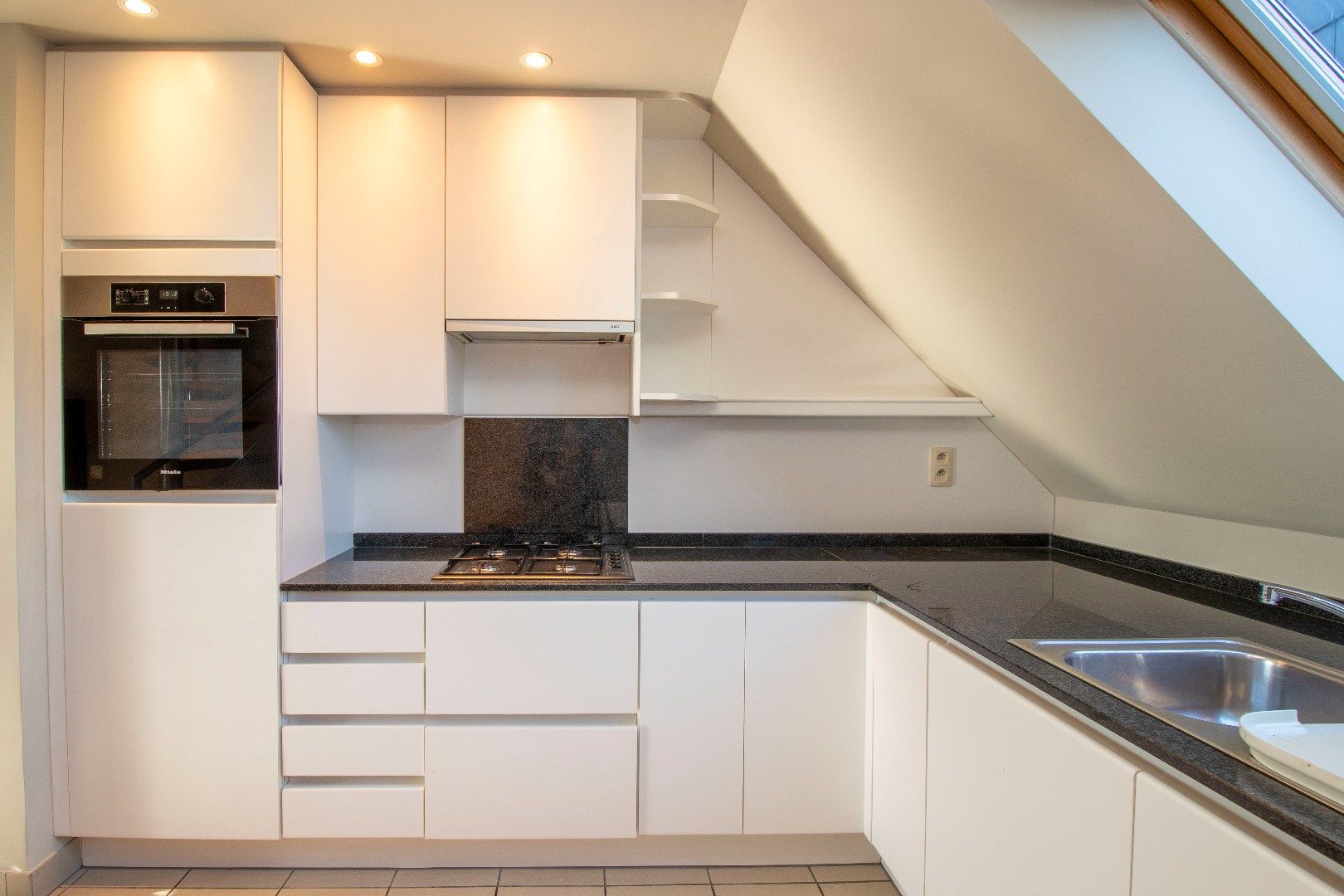 Bemeubeld appartement in het centrum foto 5