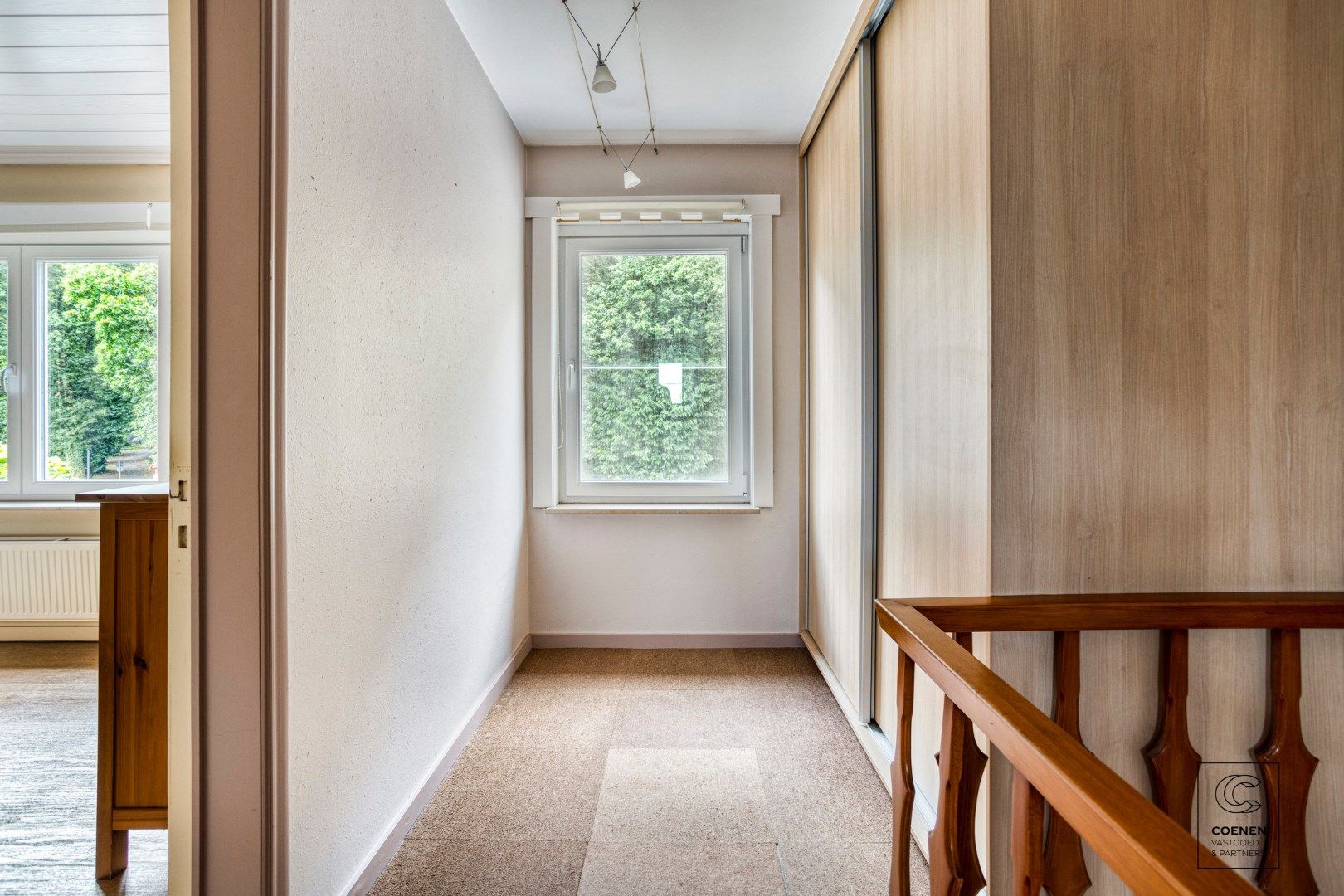 Instapklare woning met 2 slpk, ruime garage en zonnige tuin op TOPlocatie te Wommelgem!  foto 15