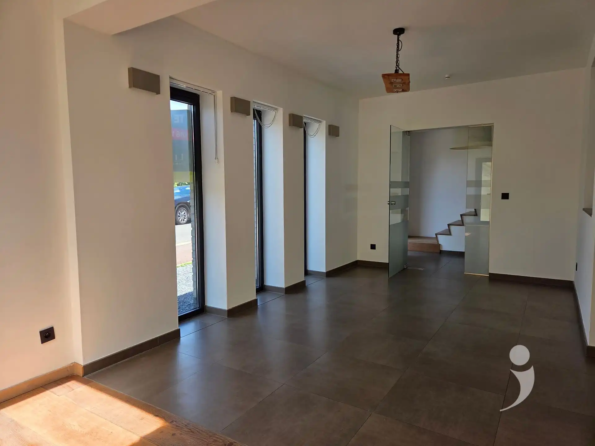 Moderne, ruime vrijstaande woning met hoogwaardige afwerking en zonnige tuin foto 3