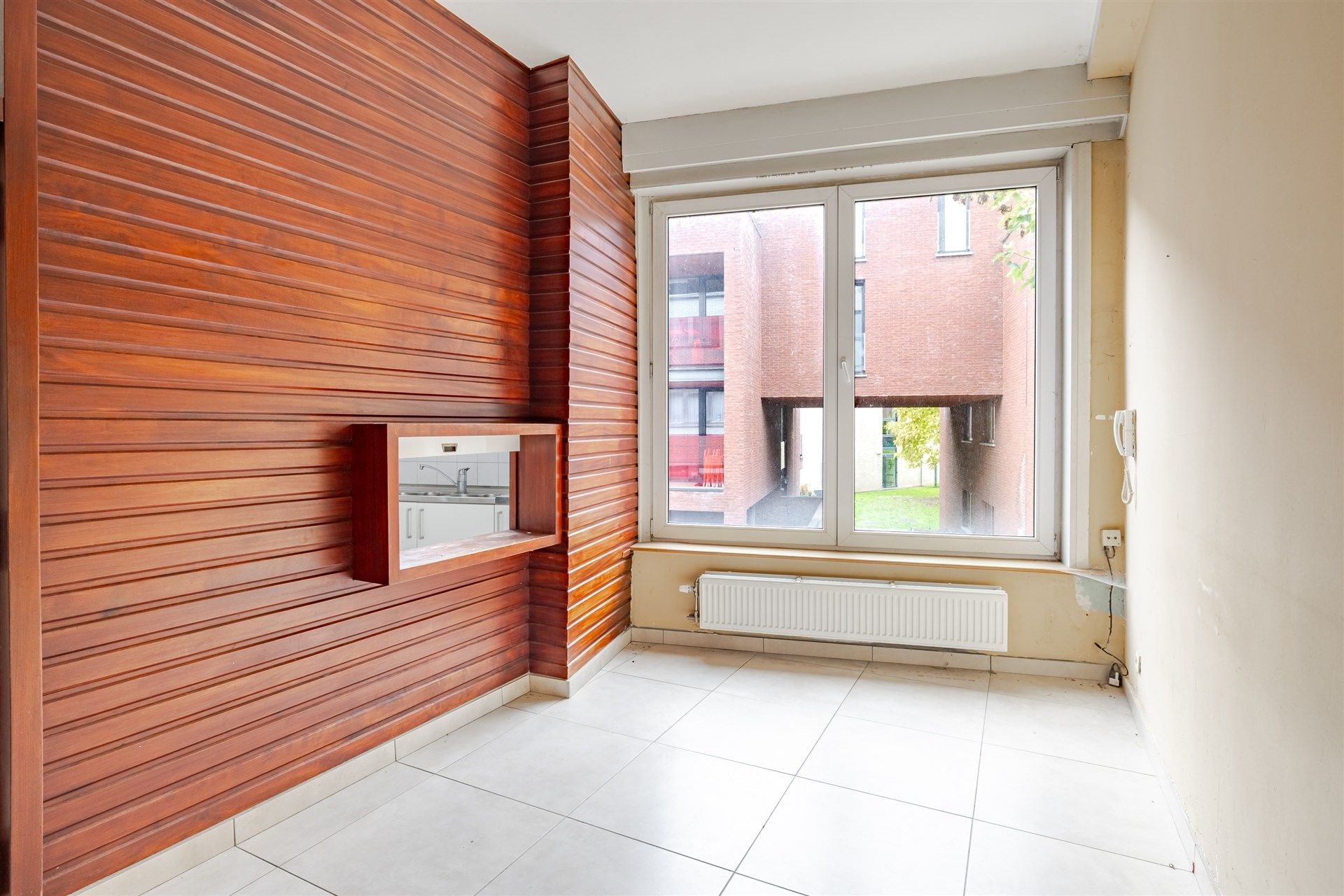 Ruime stadswoning met 4 slaapkamers en tuin foto 3