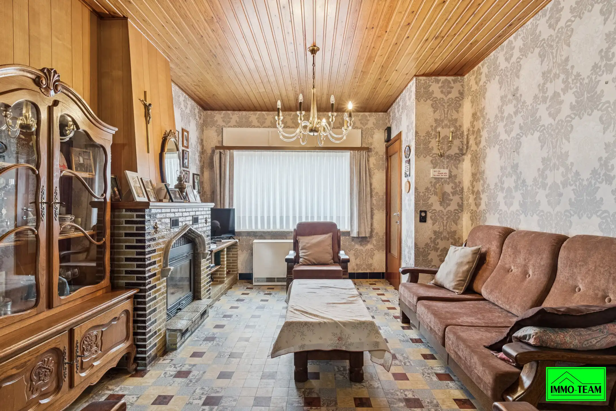 Te renoveren 2-gevelwoning met tuin  foto 3