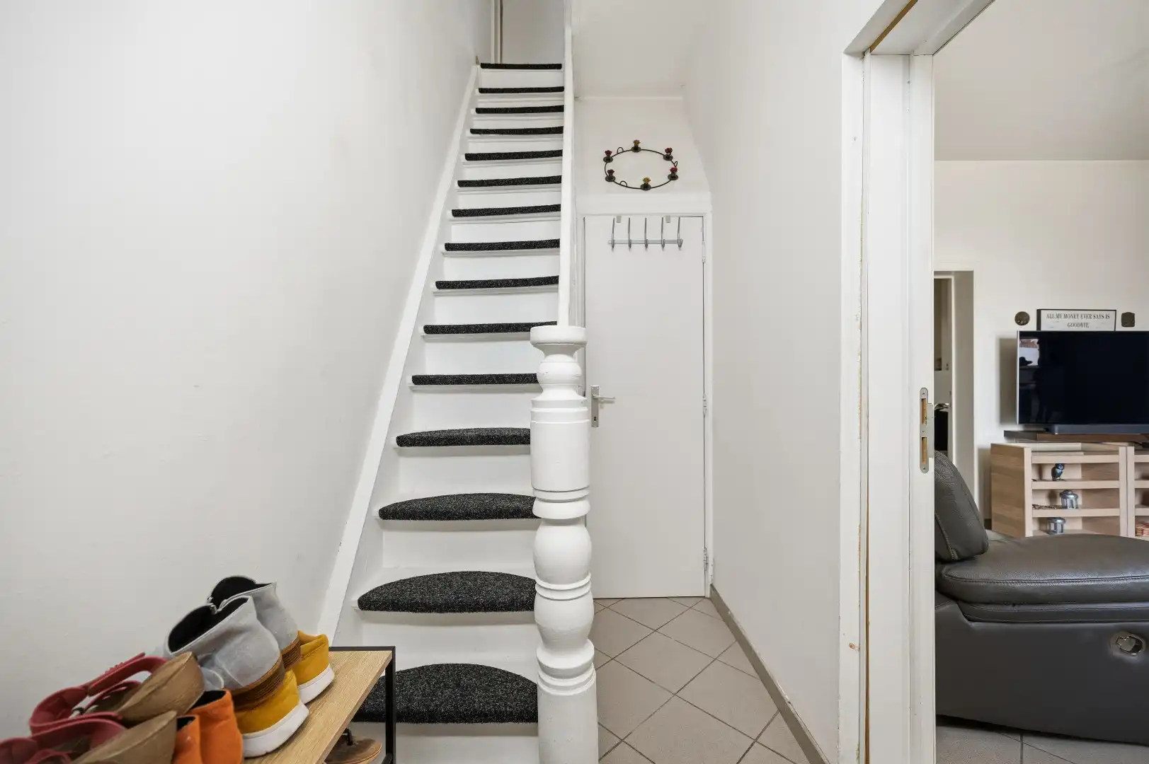 Instapklare rijwoning in het landelijke Linter, 2 slaapkamers, met tuin foto 4