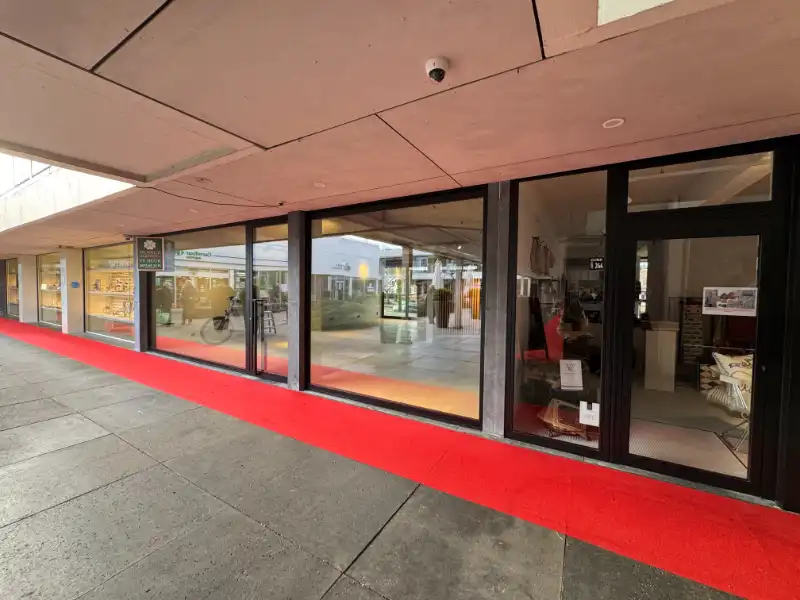 Prachtige handelsruimte te huur op "PATIO DONK" foto 23