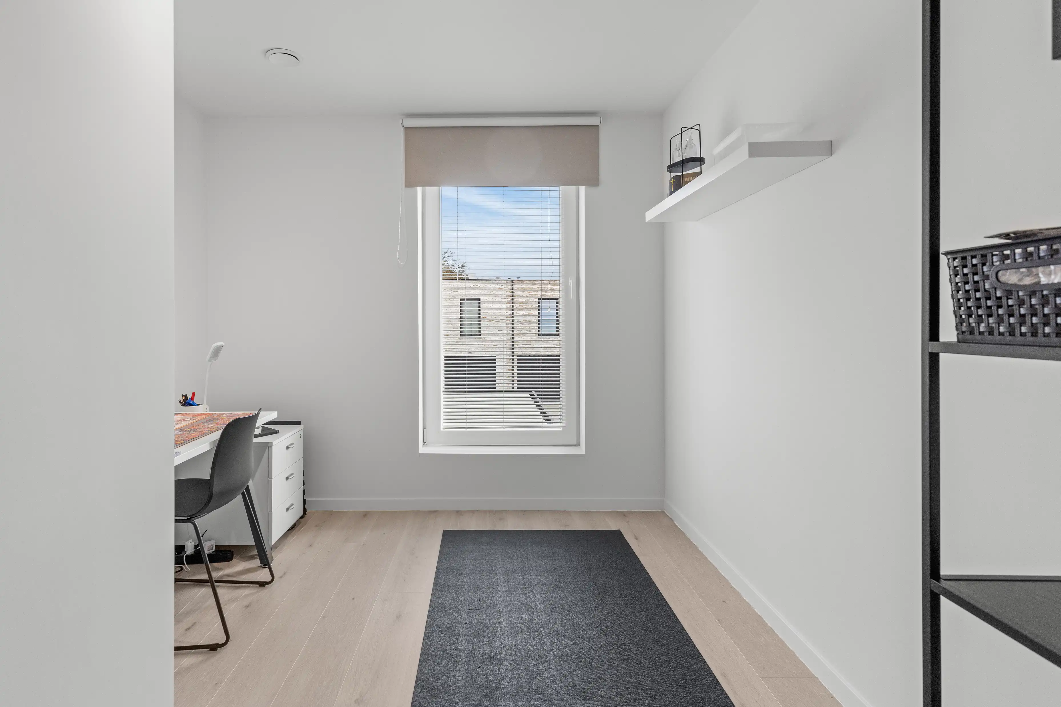 Moderne en lichtrijke halfopen woning met 3 slaapkamers foto 12