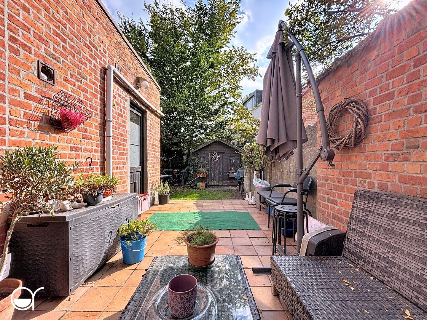 Te renoveren woning met zonnige tuin aan de Bourgoyen. foto 23
