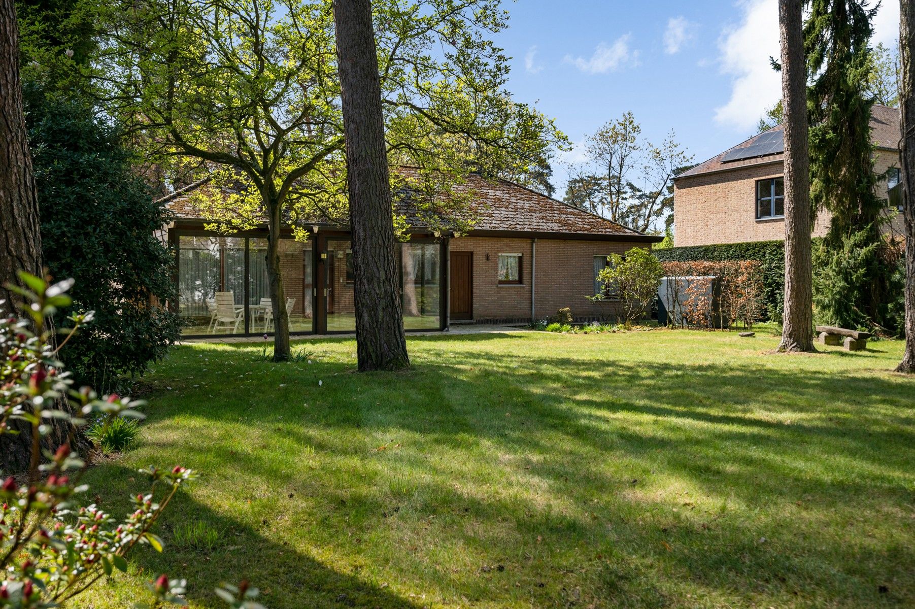 Uitstekend gelegen woning op 1.329 m² foto 3