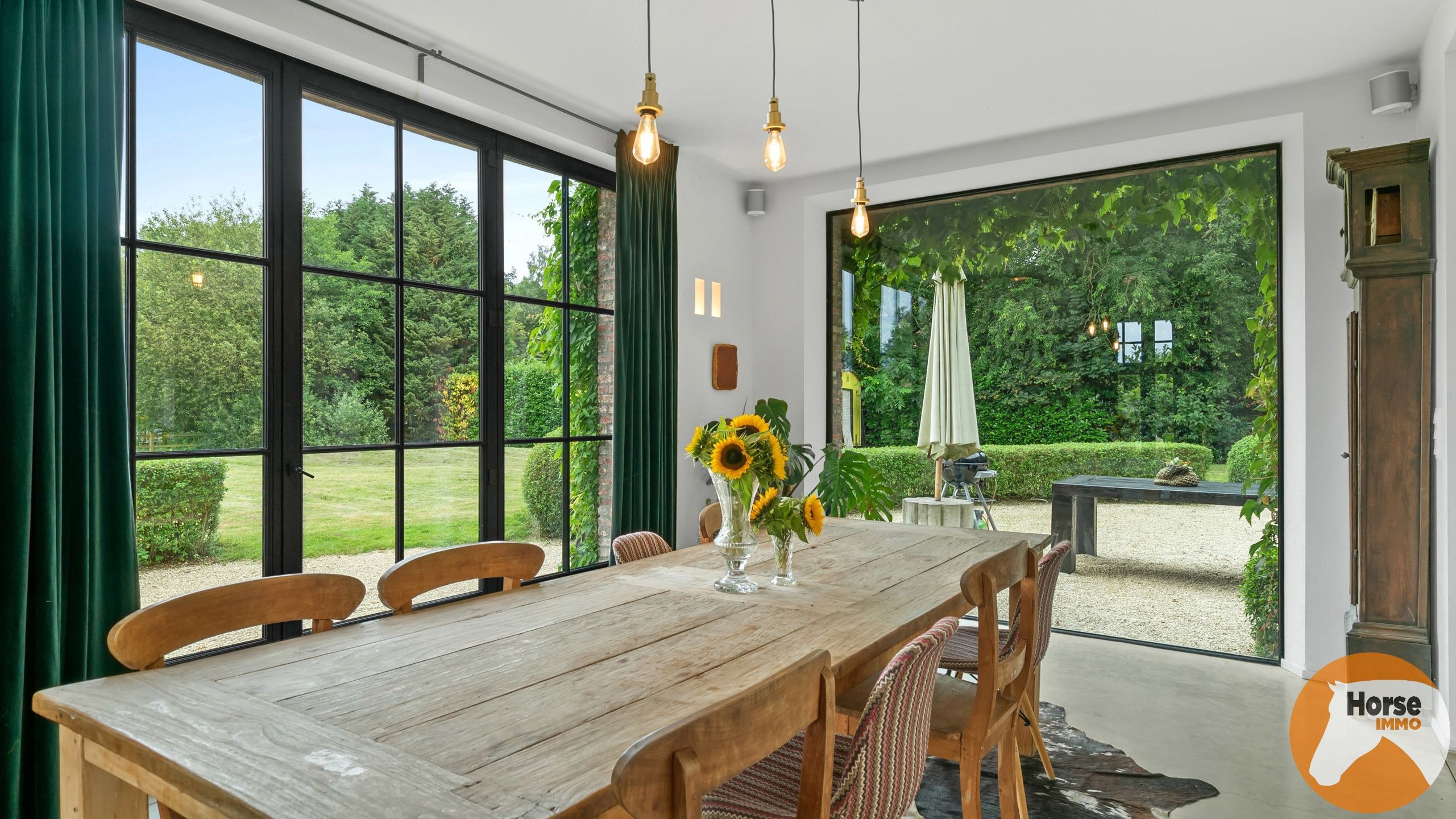 BONHEIDEN- Unieke paardenaccommodatie, landelijke woning 8HA foto 12