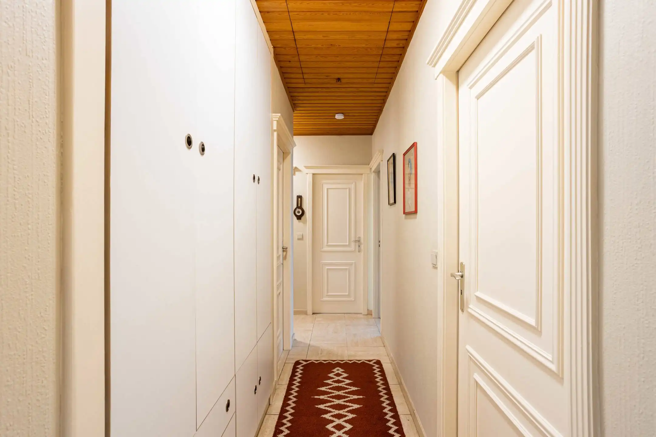 Solide gelijkvloerse woning op een heel goede locatie! foto 16