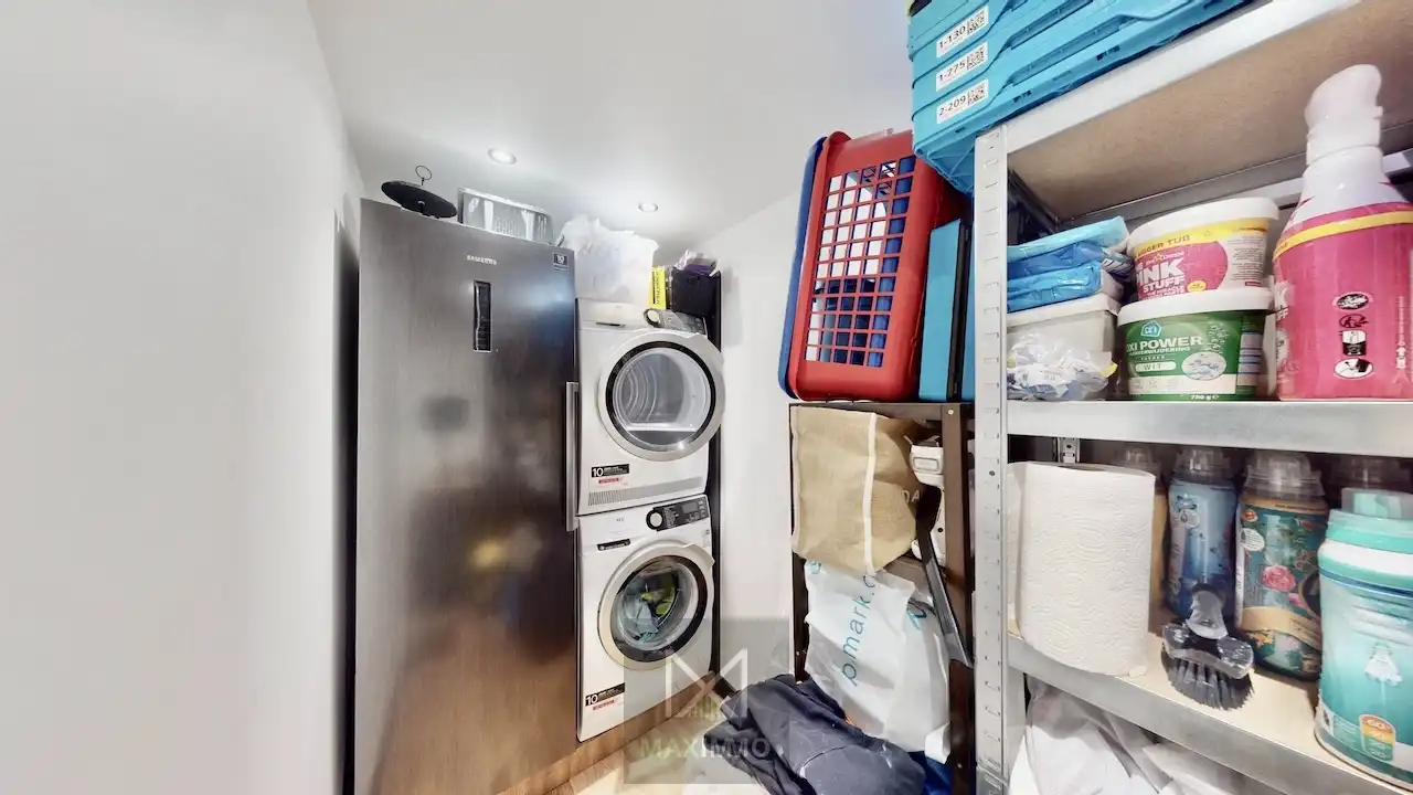 Gelijkvloerse bungalow met loods van 180 m² in het centrum van Marke foto 8