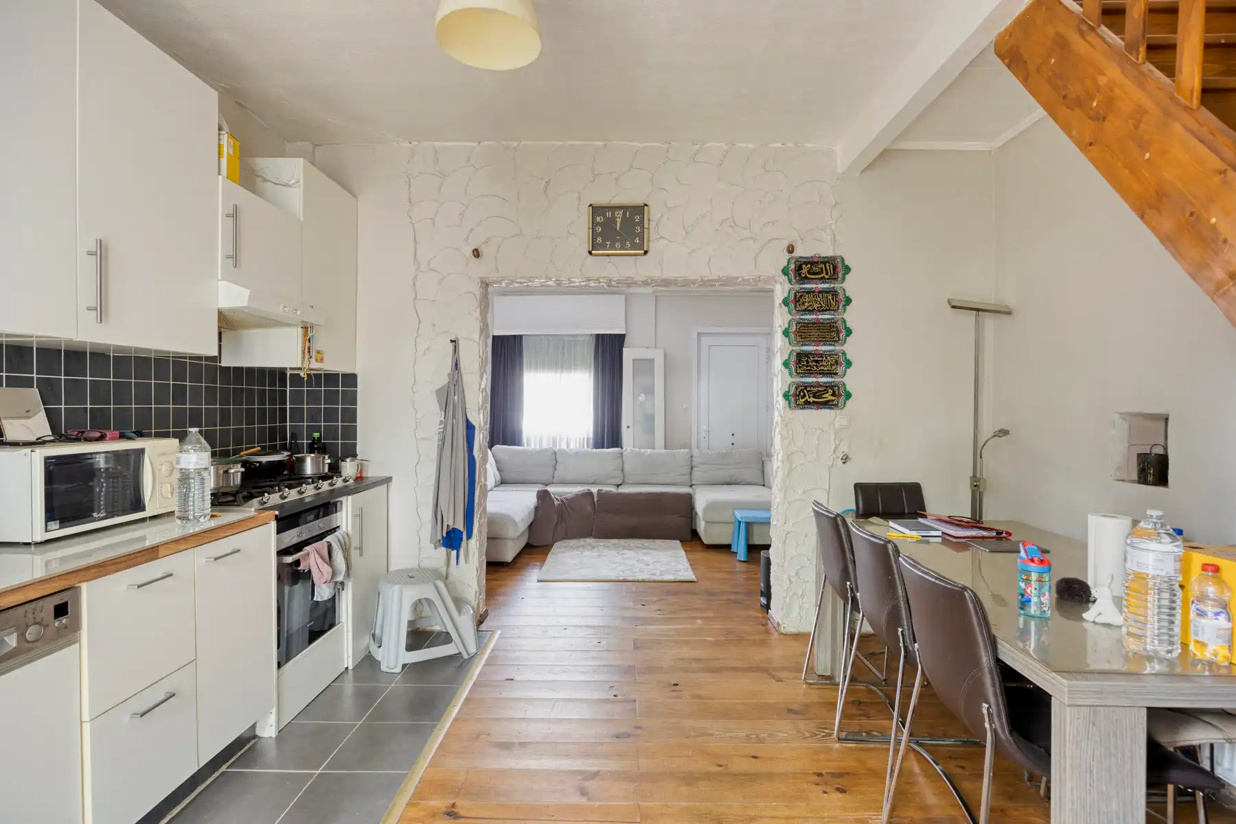 Leemans Immobiliën biedt u deze charmante woning aan op een centrale ligging in Asse foto 3