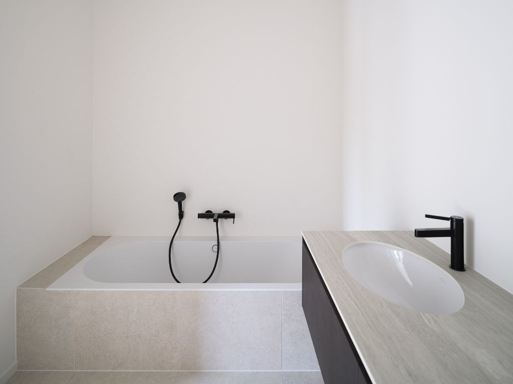 Luxe villa-appartement (180 m²) met ruim zonneterras foto 16