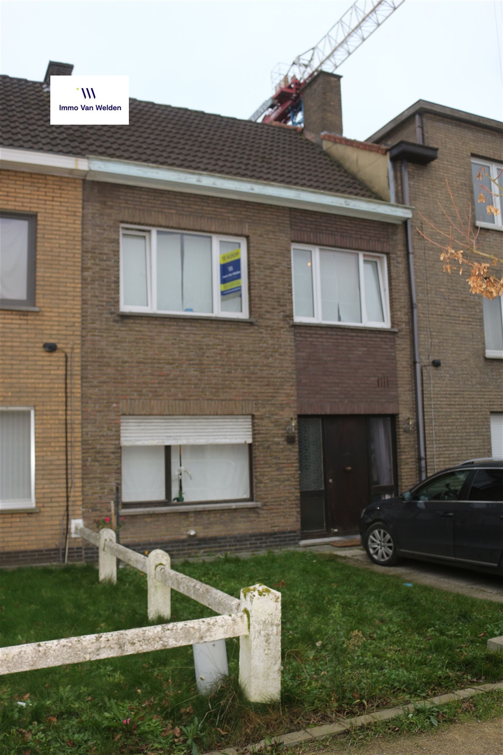 Te renoveren woning met veel potentieel. foto {{pictureIndex}}