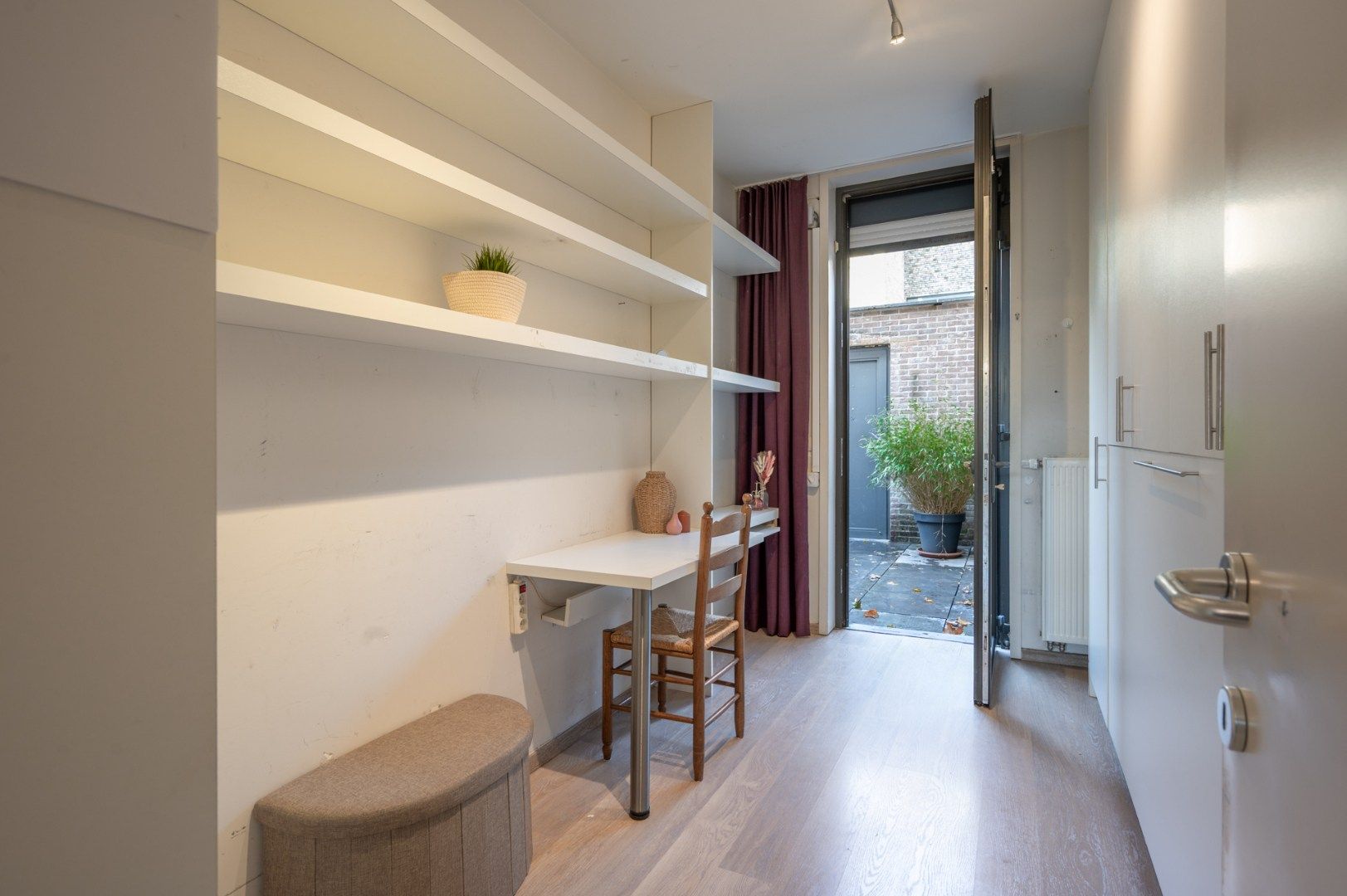 Gelijkvloers hoekappartement op unieke ligging in hartje Brugge foto 10