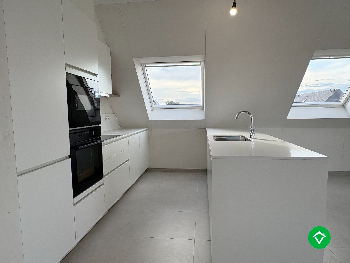 Nieuwbouwappartement met 2 slaapkamers en 1 terras in centrum Koekelare  foto 3