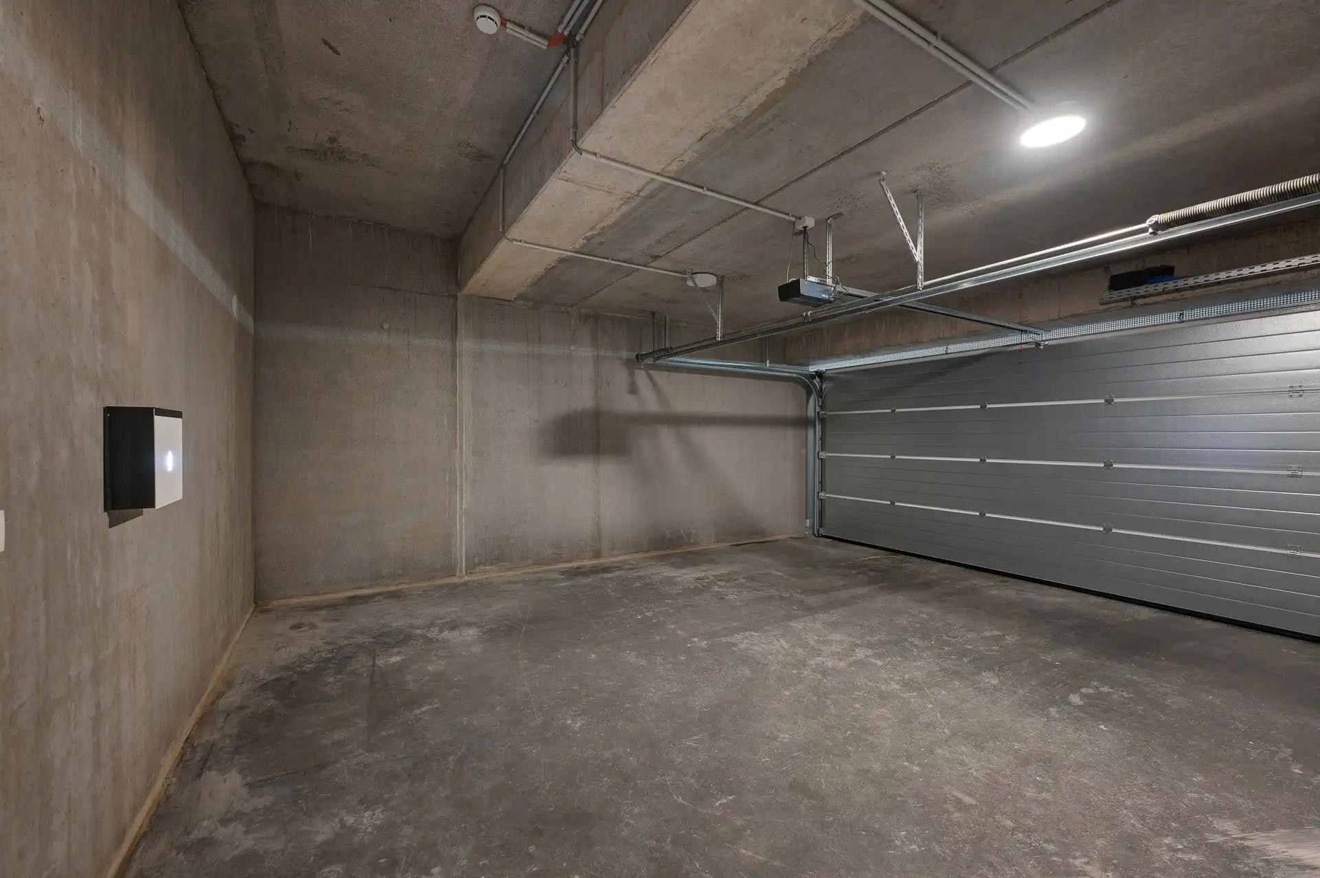 Architecturale BEN-woning met uitzonderlijke leefruimte en zonovergoten terrassen foto 31