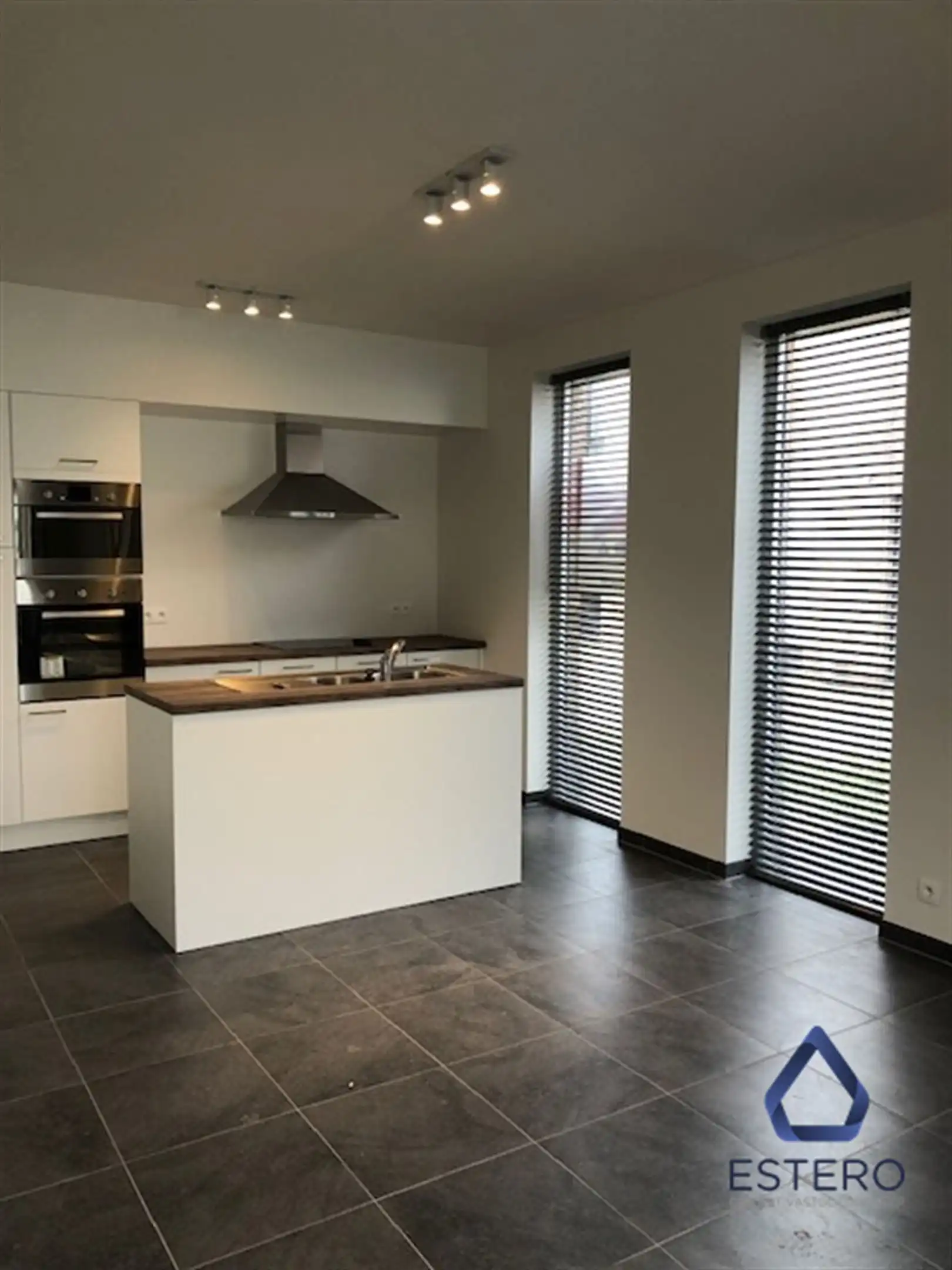 Charmante woning met 3 slaapkamers en tuin foto 4