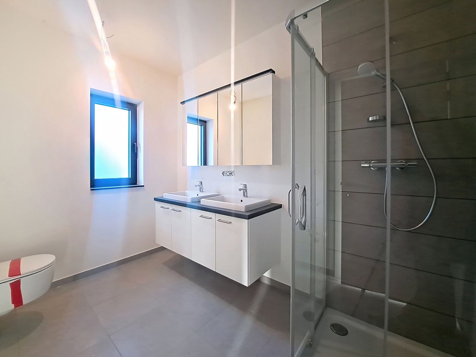 Appartement te huur foto 9