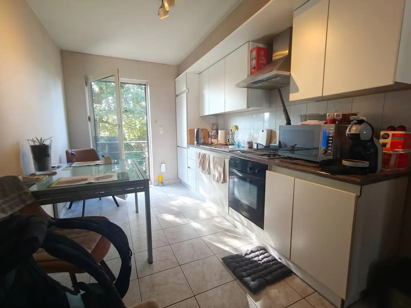 Appartement te Lokeren met 2 slaapkamers en terras foto 4