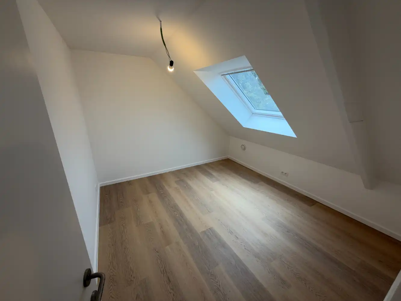 4 slaapkamer nieuwbouw woning te huur foto 21