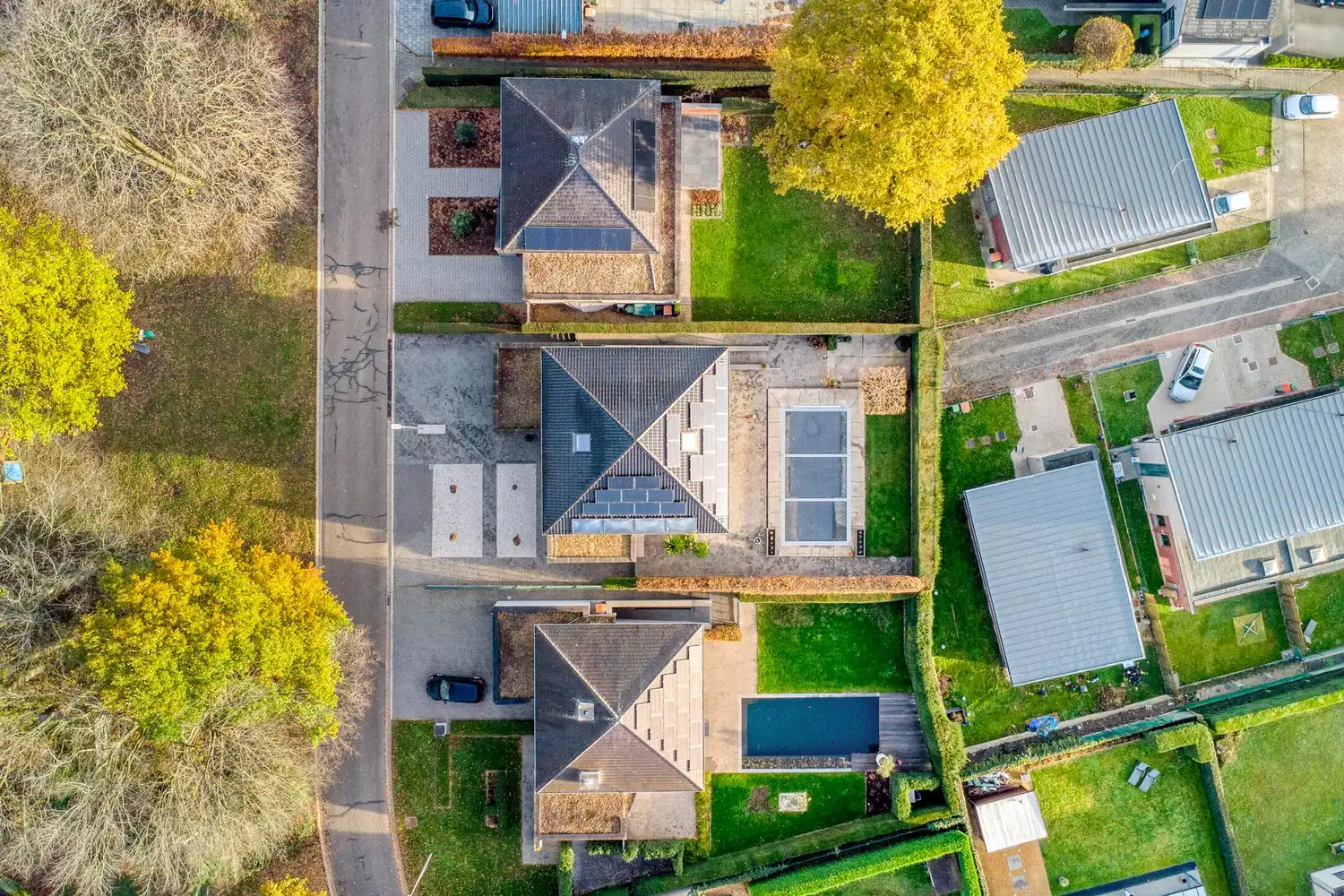 Ruime, energiezuinige gezinswoning met ingebouwd zwembad op toplocatie in Lanaken foto 49