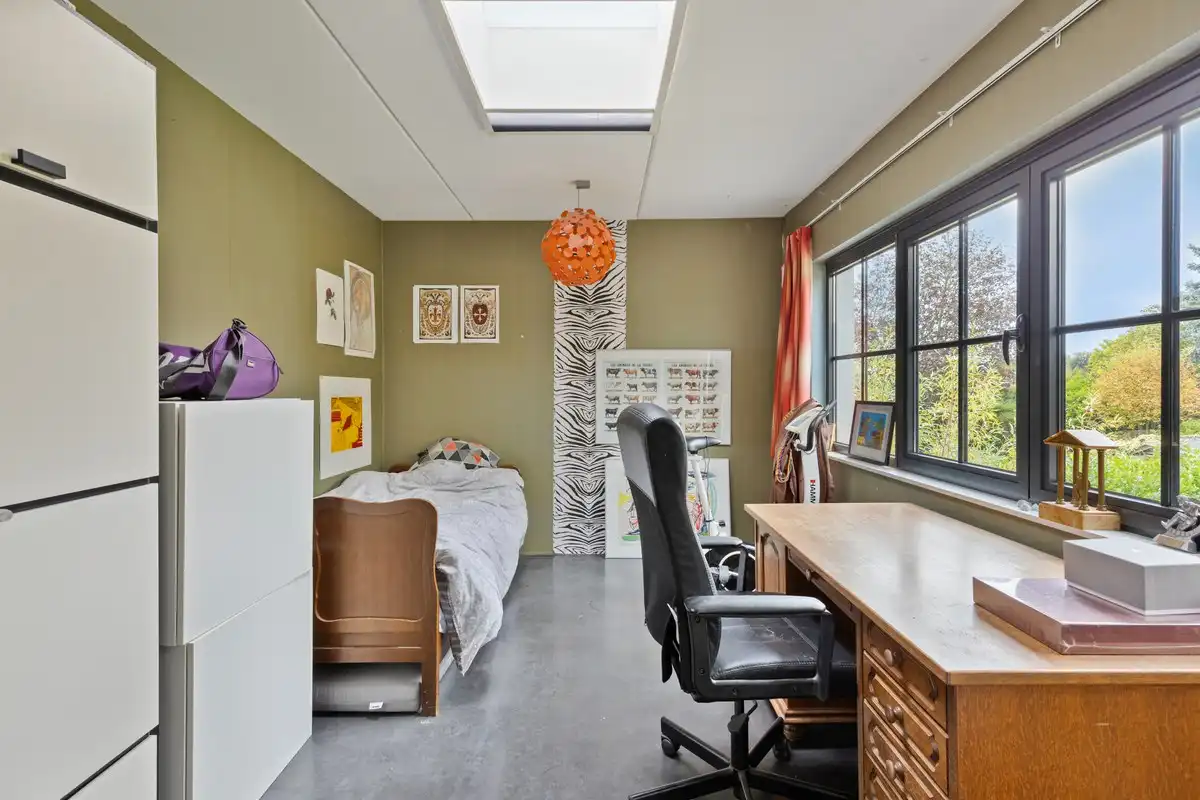 Energiezuinige, moderne villa op een perceel van net geen 24 are foto 12