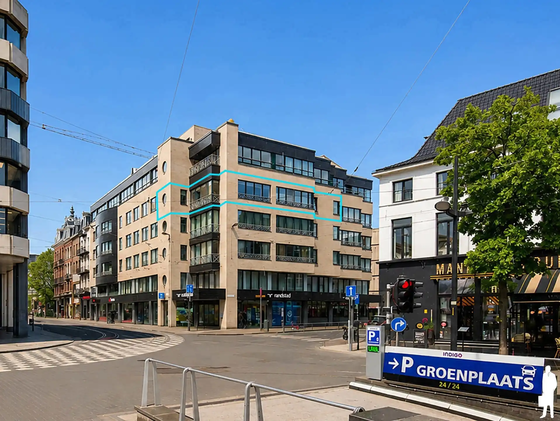 Dubbelappartement met zicht op Groenplaats en Kathedraal foto {{pictureIndex}}