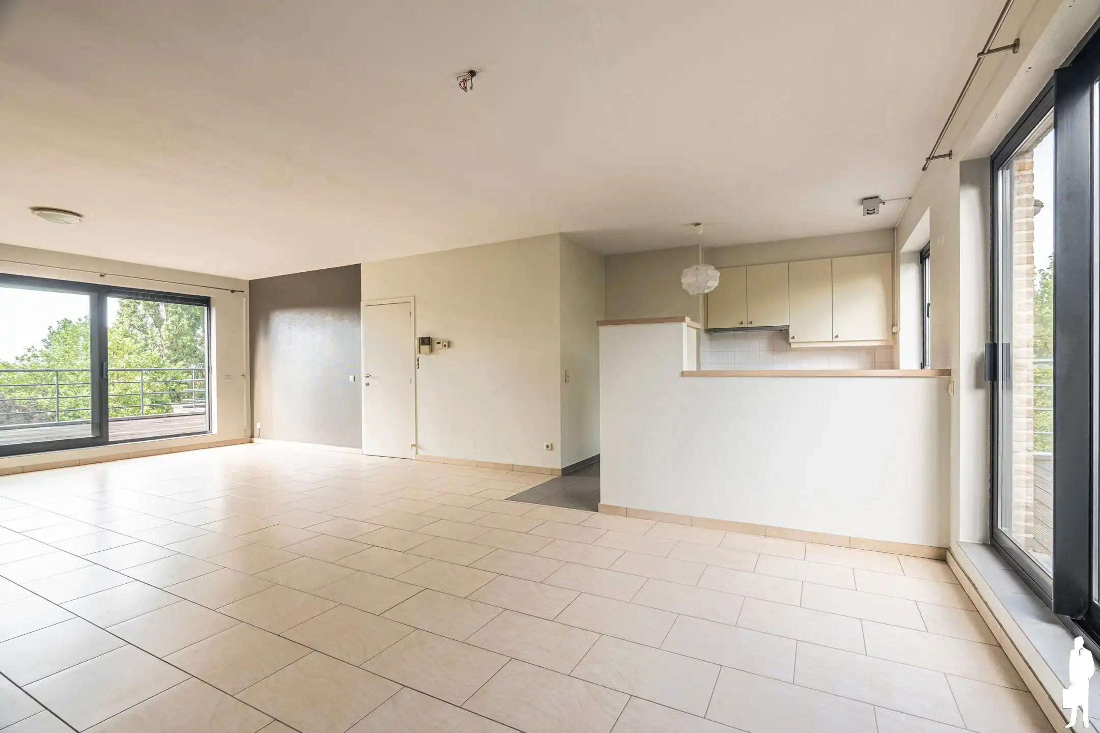 Ruim dakappartement van 130 m² met 50 m² terras en parking foto 8