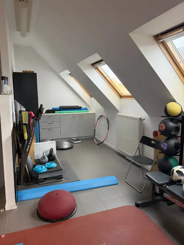 Praktijk/kantoorgebouw foto 10