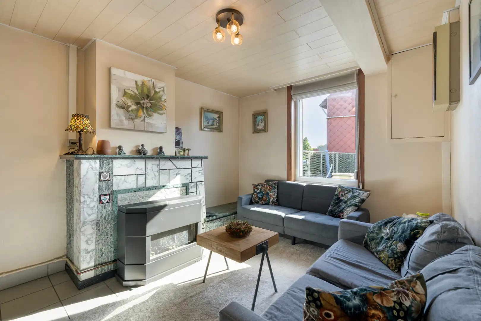 Charmante en kraaknette woning met ruime garage in Gullegem! foto 3