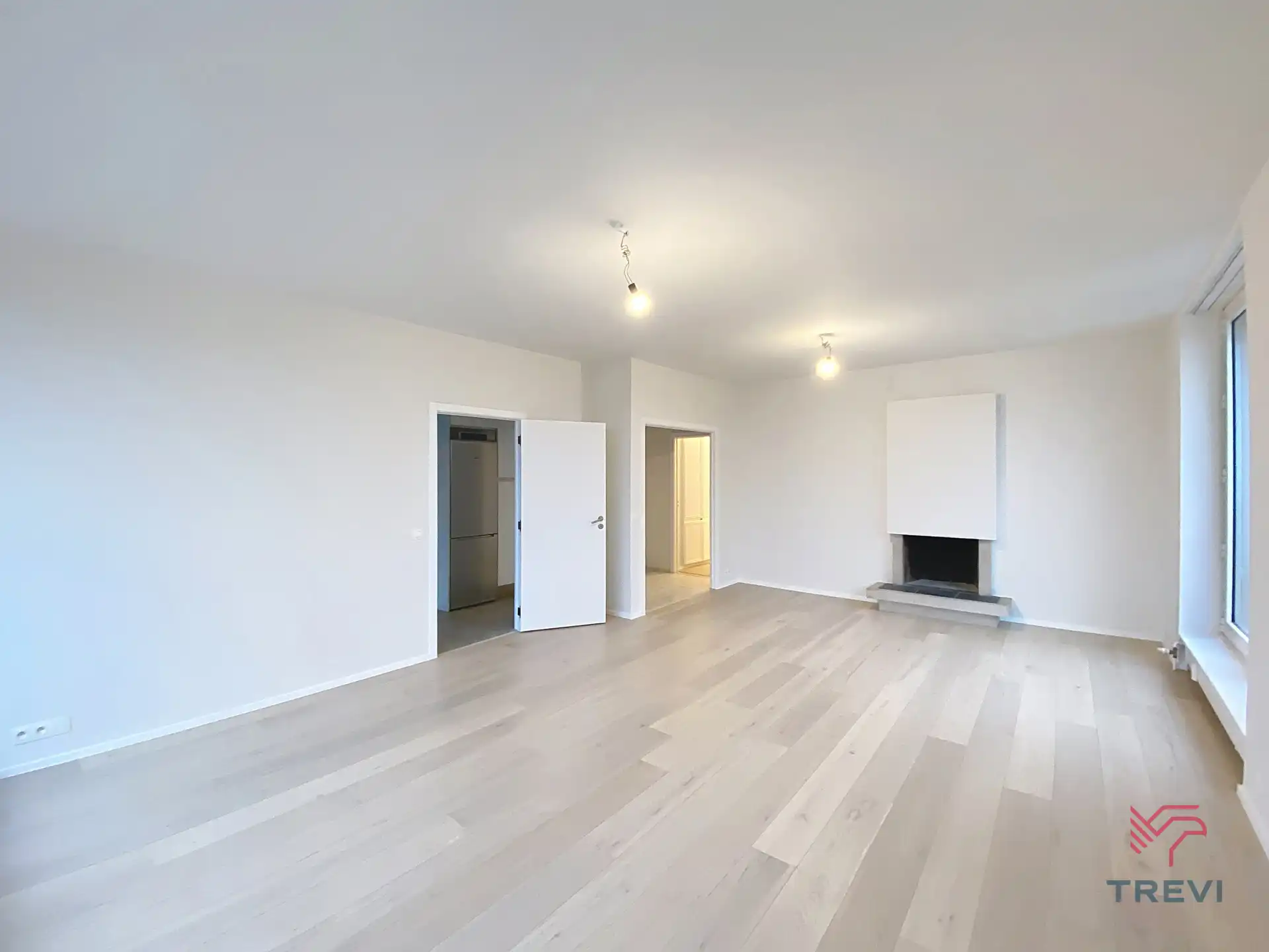 Appartement met 2 slaapkamers in een rustige wijk van Ukkel! foto 2