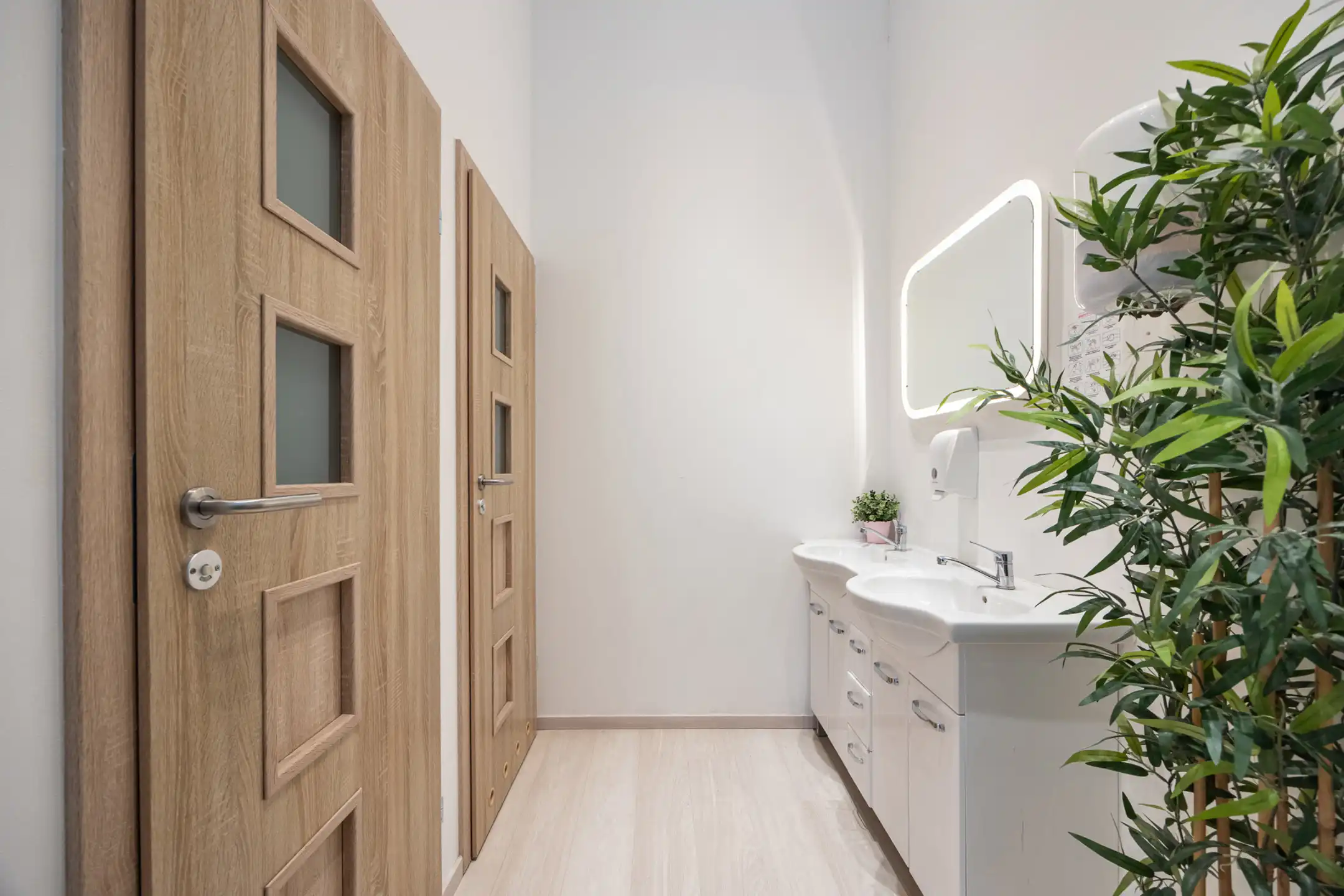 ANTWERPEN - Uitzonderlijke handelsruimte op centrale locatie foto 5