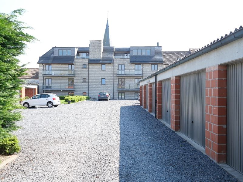 Praktisch appartement met 2 slaapkamers en garage te huur in Tiegem foto 9