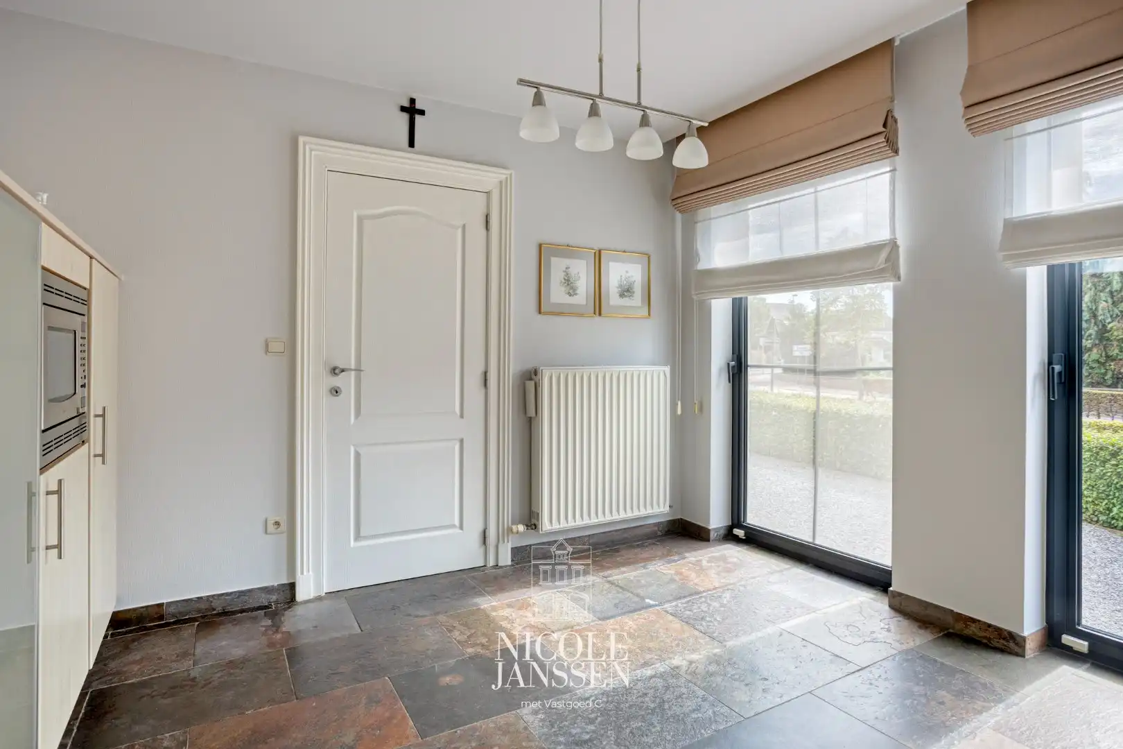 Gelijkvloers ruim appartement  foto 10