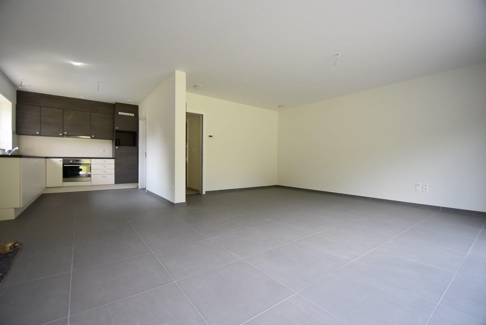 Zeer degelijk gebouwde ruime nieuwbouwwoning met inpandige garage en tuin op 4a81ca,  foto 9