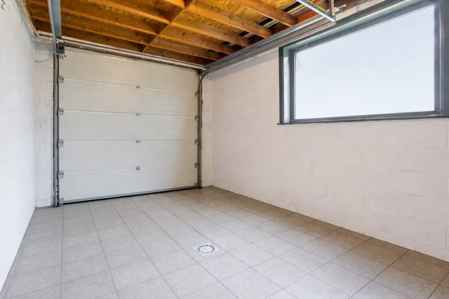 Halfopen bebouwing met alle wooncomfort op het gelijkvloers foto 18