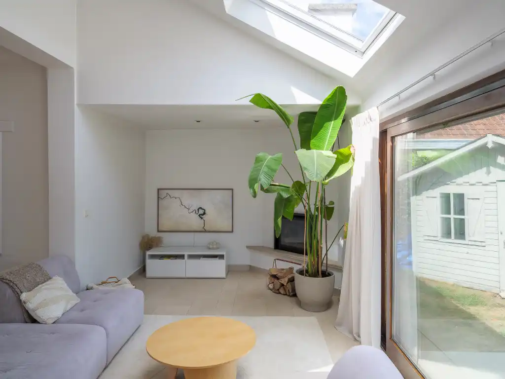 Karaktervolle en vrijstaande gezinswoning, gelegen op een gunstig perceel van ca. 930 m² foto 10
